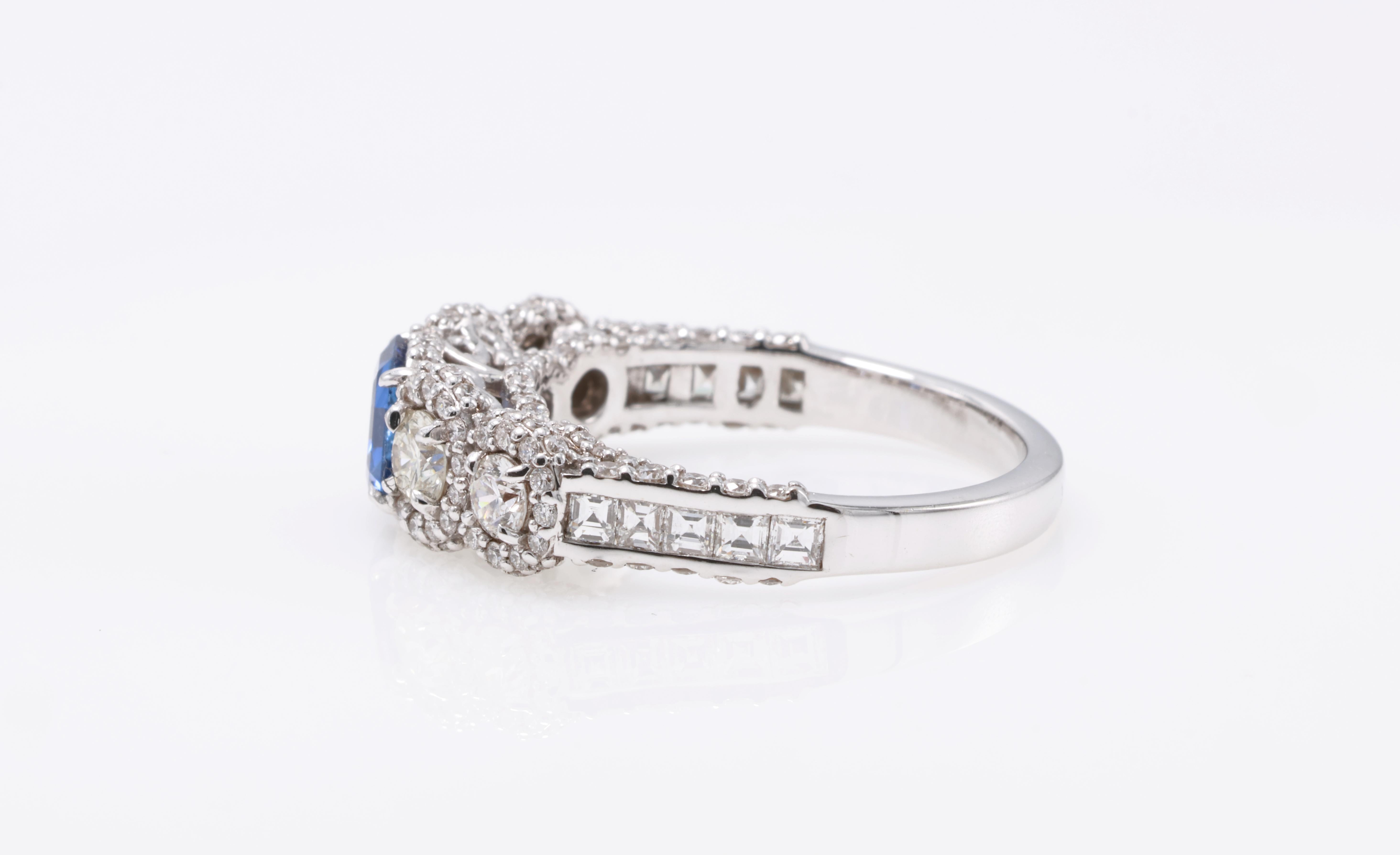 0.77 Carat Emerald Sapphire Ring For Sale 6