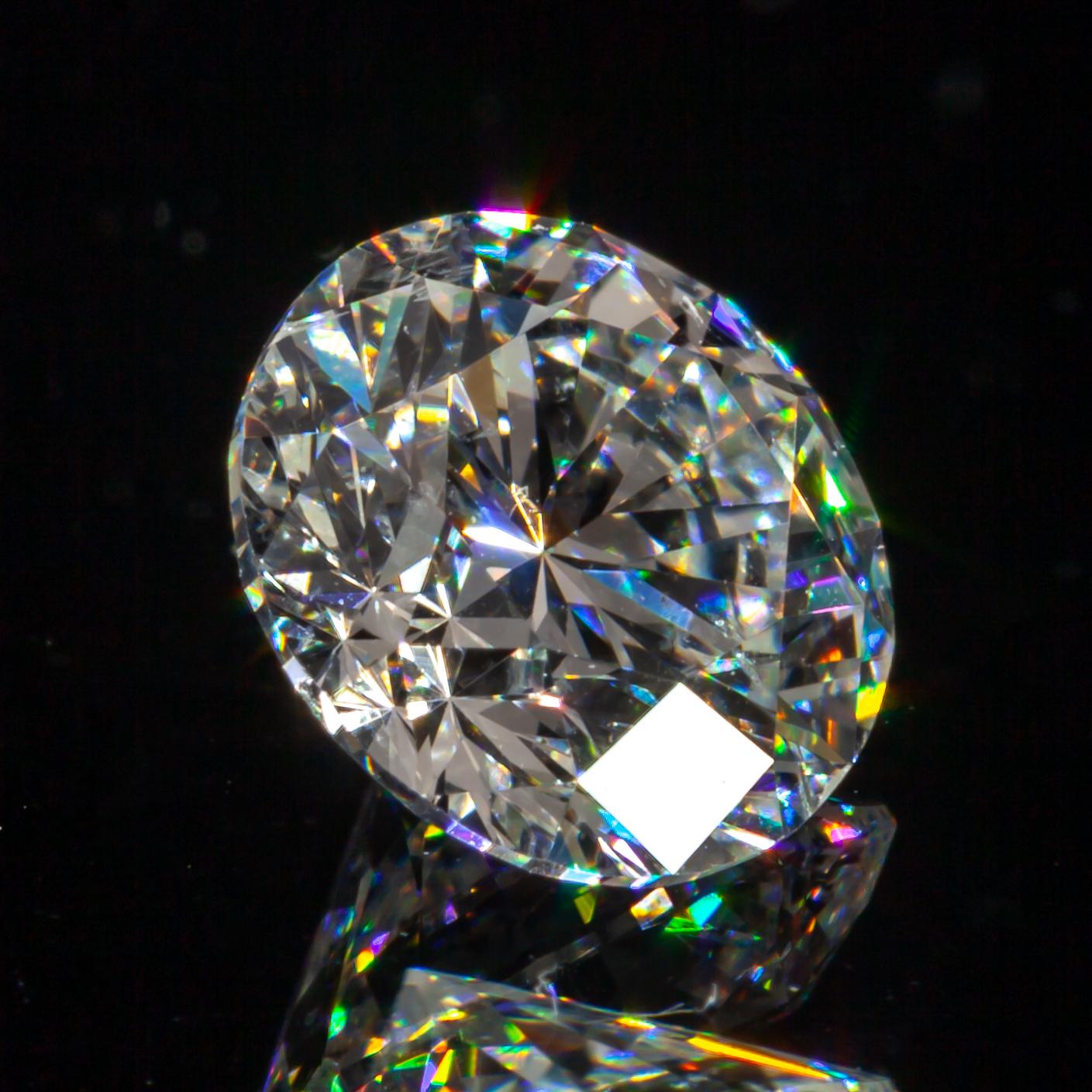 Diamant rond brillant de 0,77 carat non serti F/ SI2 certifié GIA

Informations générales sur le diamant
Numéro de rapport GIA : 2181300567
Taille du diamant:Brilliante ronde
Dimensions : 5.86  x  5.79  -  3.69 mm

Résultats de la classification des