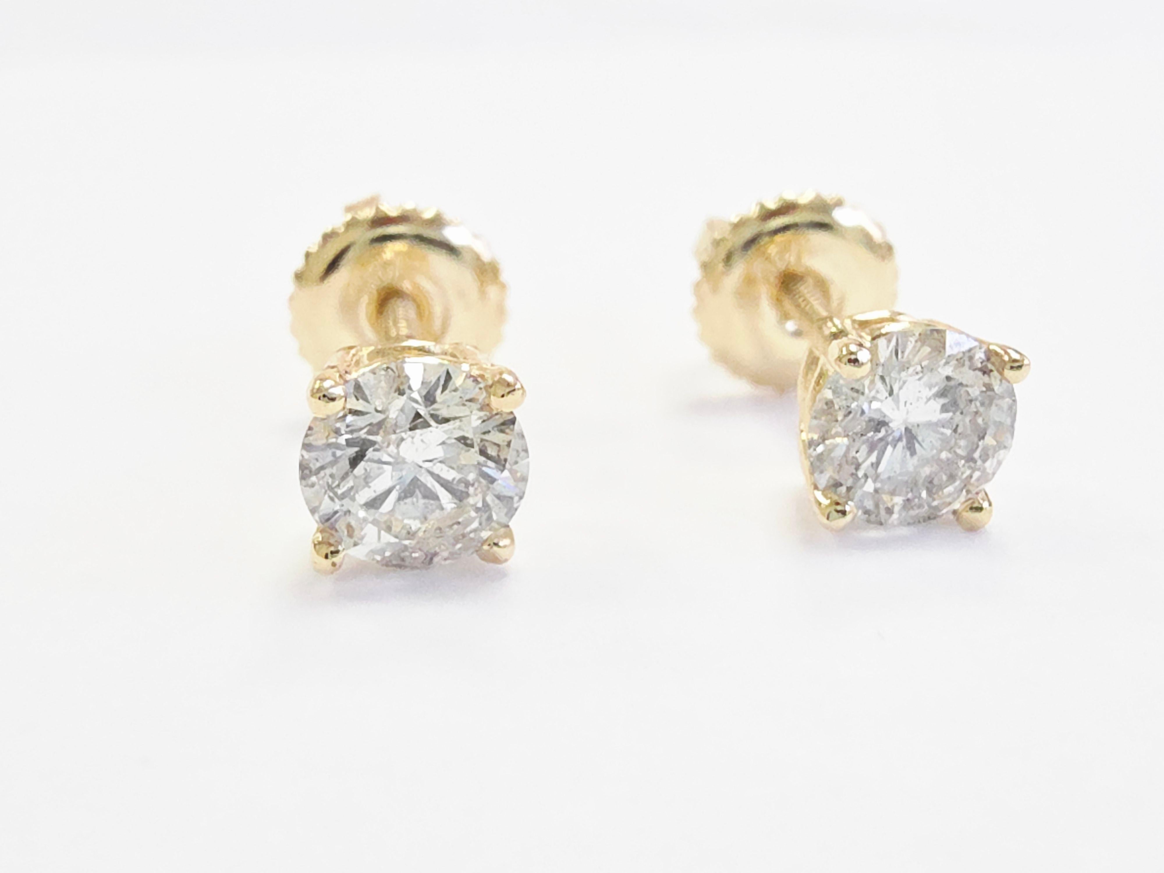 Orecchini con diamanti tondi brillanti Nature da 0,77 carati in oro giallo 14K

Eleva la tua collezione di gioielli con questo paio di orecchini a perno con diamanti naturali senza tempo, con un totale di 0,77 carati di diamanti rotondi a taglio