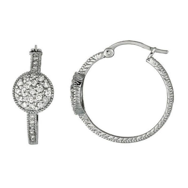 0.77 Carat Natural Diamond Hoop Earrings G SI 14K White Gold

100% Natural, Not Enhanced in any way Round Cut Diamond Earrings
0.77CT
G-H 
SI  
14K White Gold  5.4 grams, Pave style 
7/8 inch in height, 3/8 inch in width
58 diamonds

E4950WD
ALL OUR