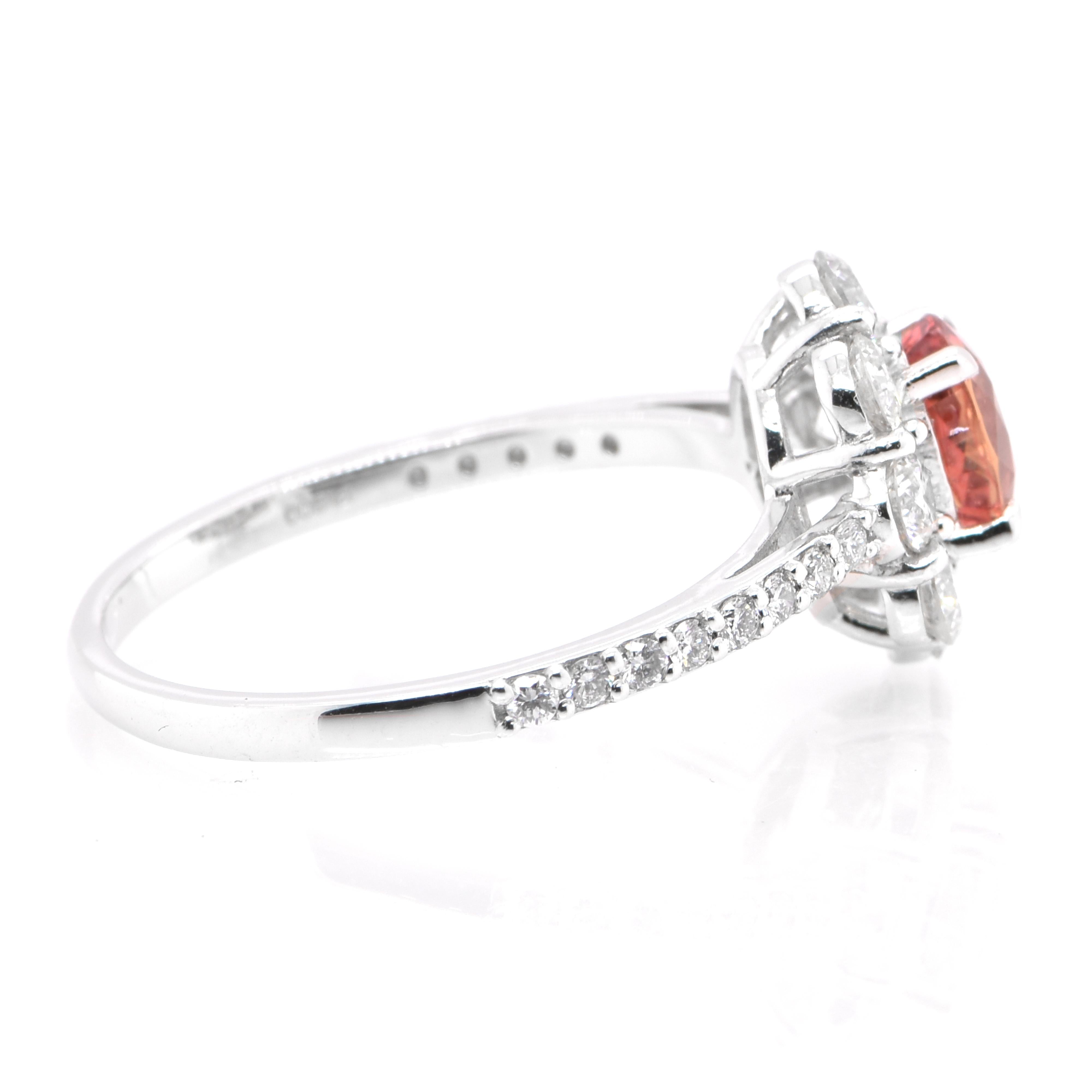 0.77 Carat Natural Padparadscha Sapphire and Diamond Ring Set in Platinum In New Condition In Tokyo, JP