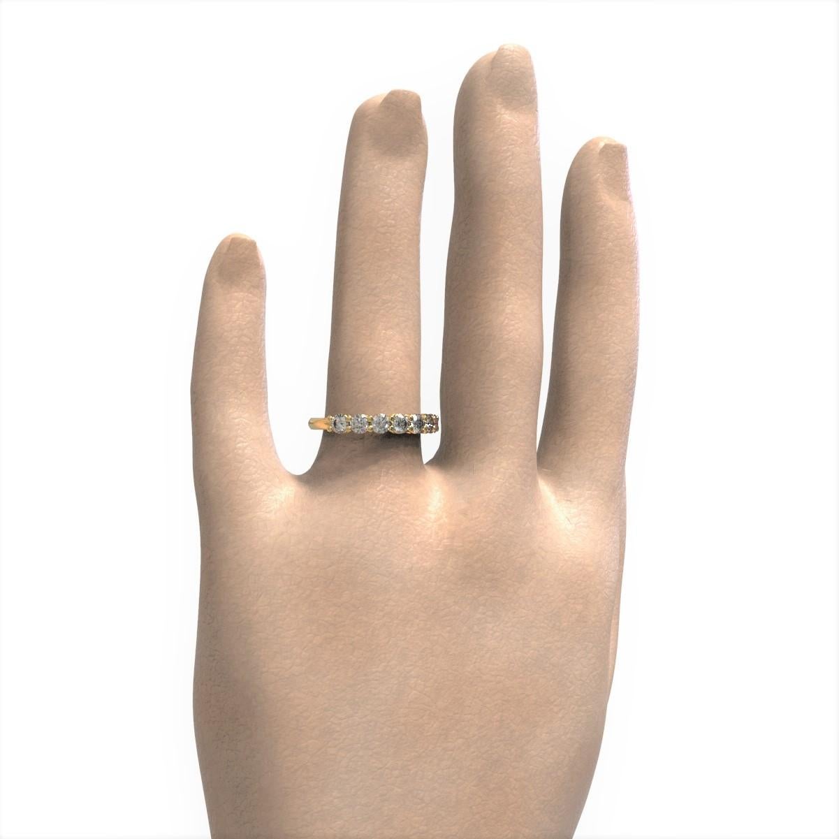 0.77 Carat Round Brilliant Cut Diamond Bridal Ring in 18 Carat Yellow Gold For Sale 1