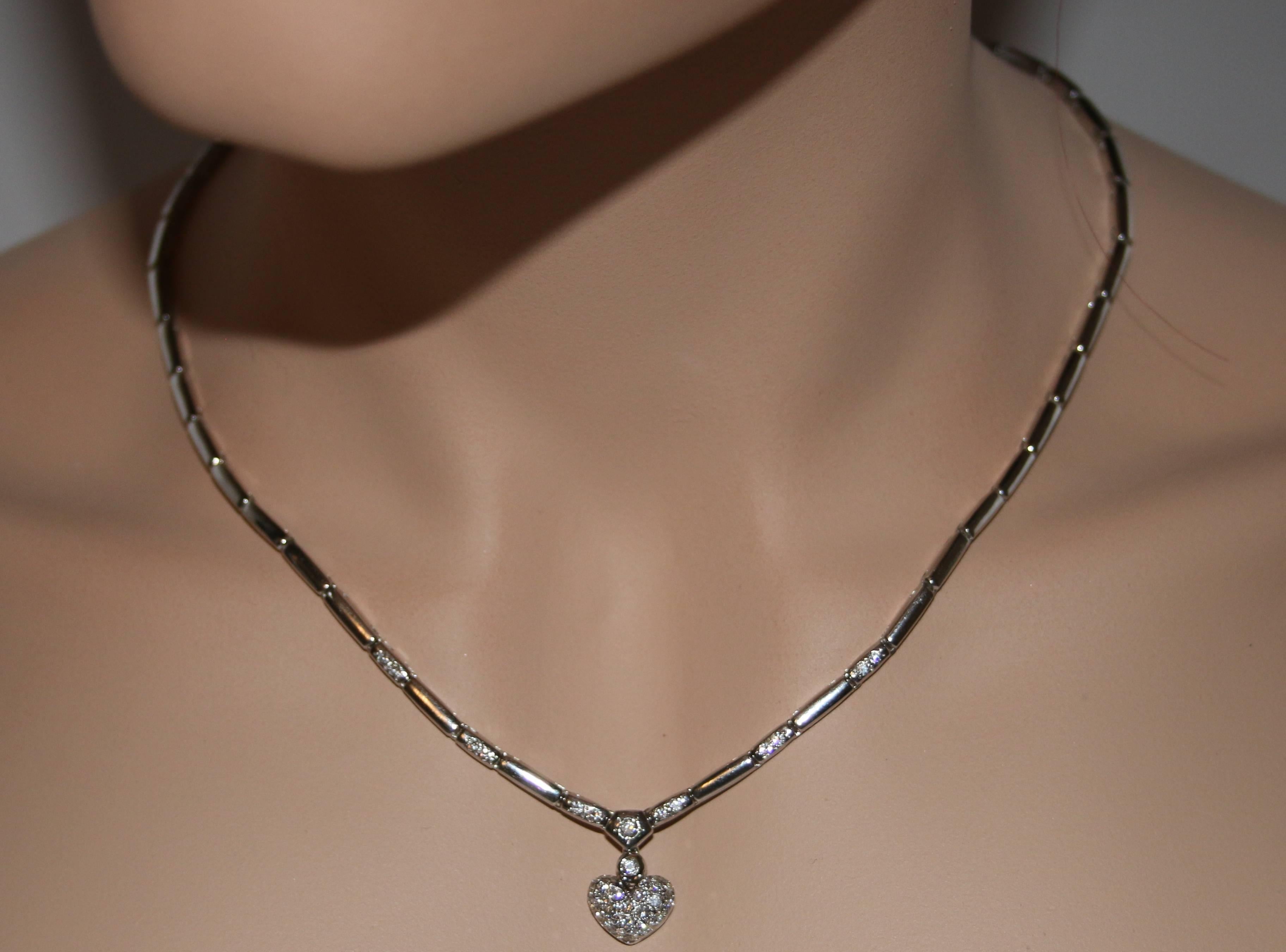 Contemporary 0.77 Carats Diamond Gold Heart Necklace For Sale