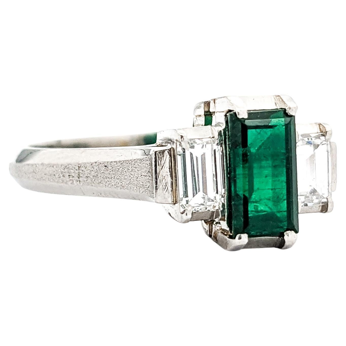 0.77ct Emerald & Diamond Ring In Platinum