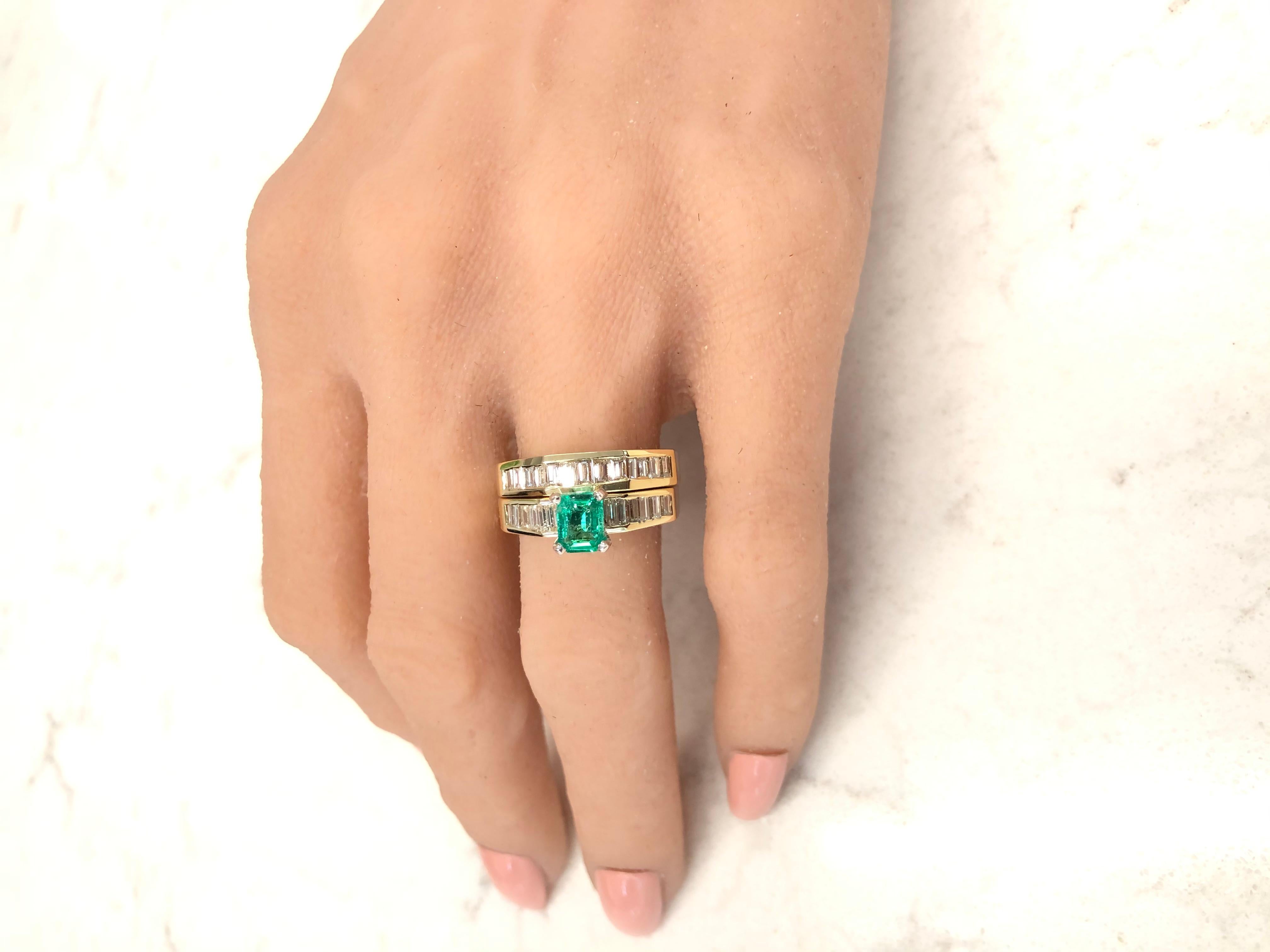 Women's 0.78 Carat Colombina Emerald and Diamond Ring Set in 14 Karat Yellow Gold