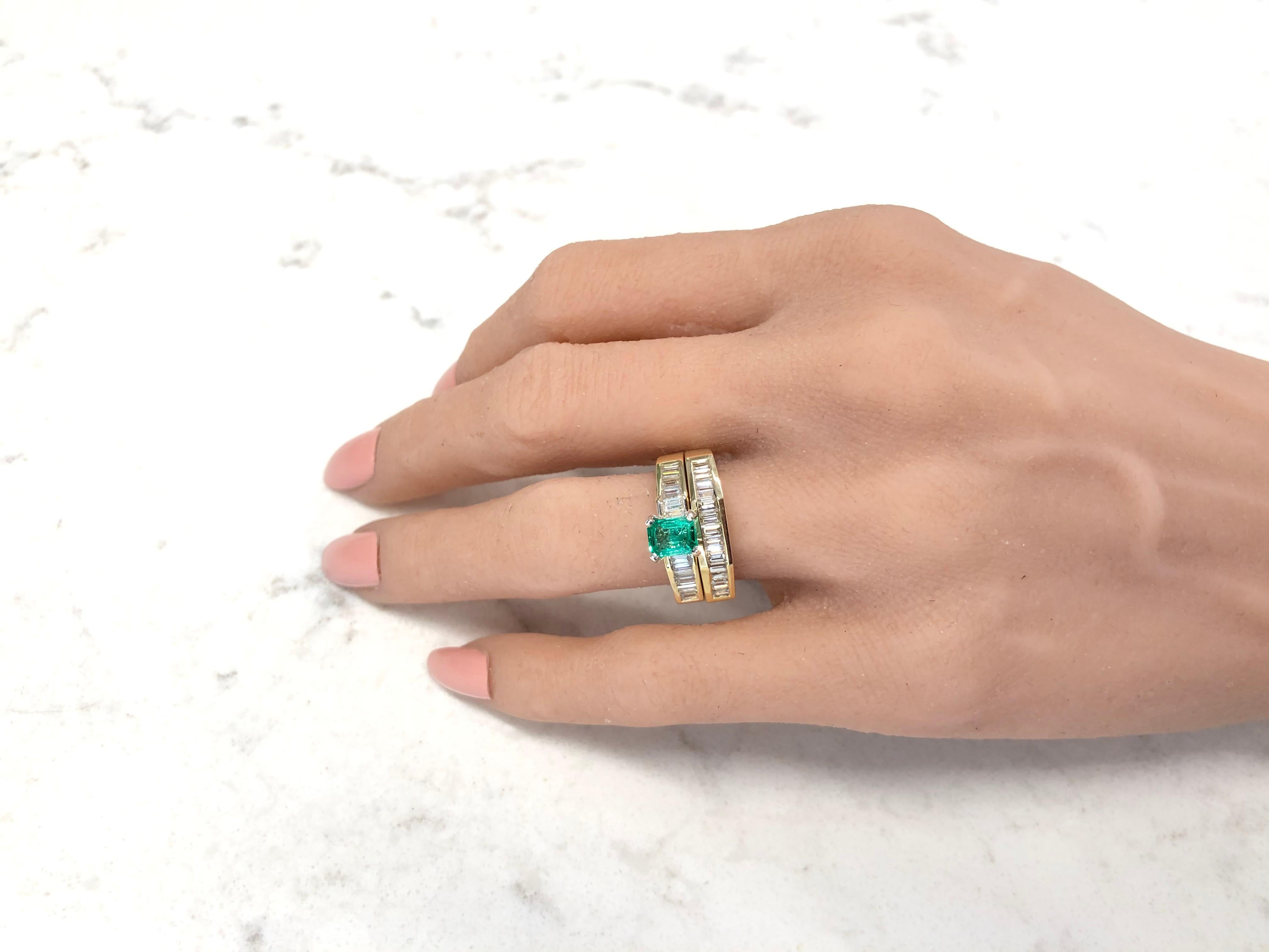 0.78 Carat Colombina Emerald and Diamond Ring Set in 14 Karat Yellow Gold 1