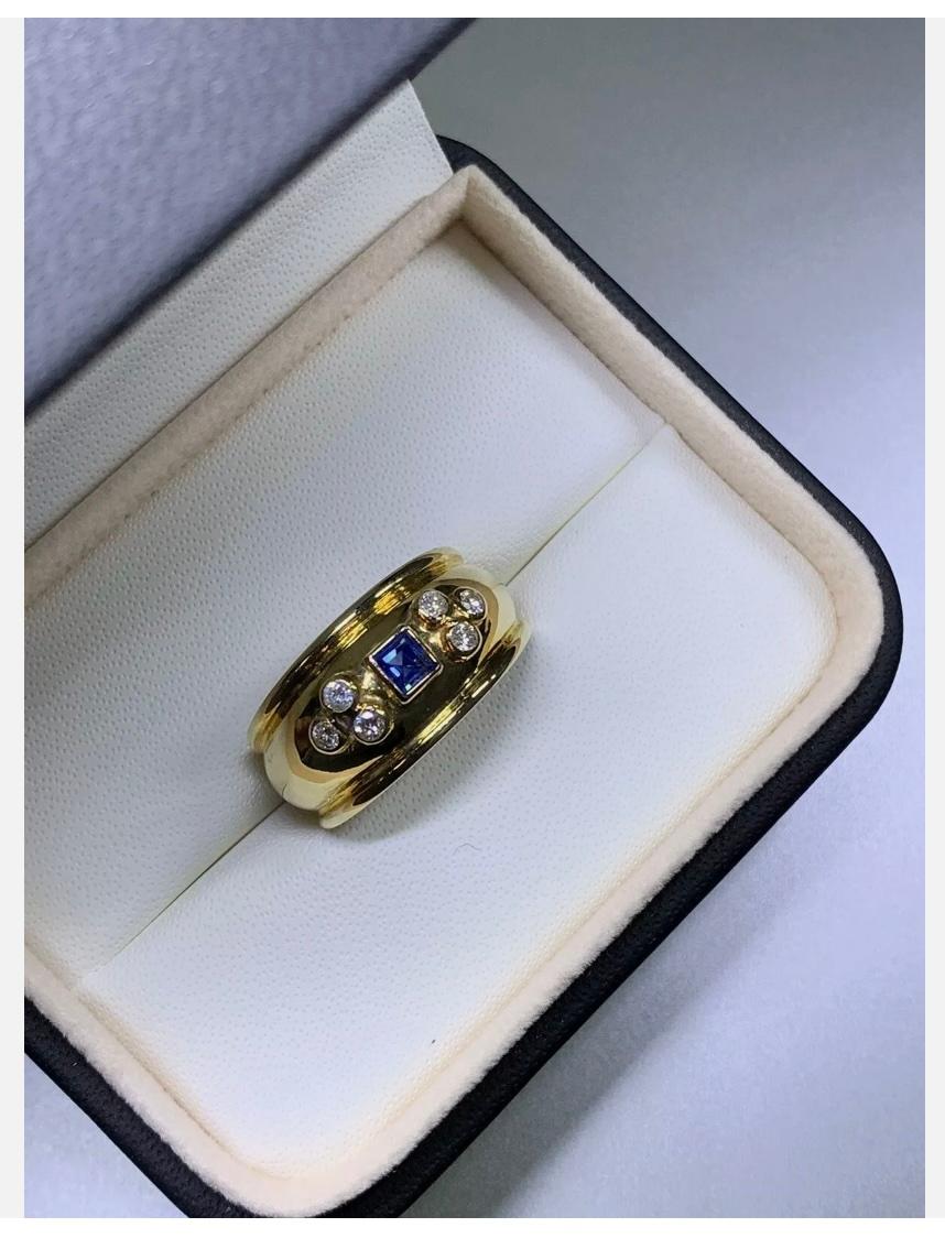 0.78ct Diamond and sapphire chunky Egyptian engagement ring 18ct gold 6.3g In New Condition For Sale In London, GB