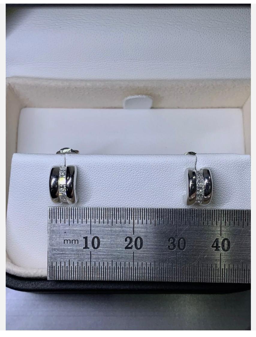 0.78ct Diamond chunky hoops huggies earrings 18ct white gold In New Condition For Sale In London, GB