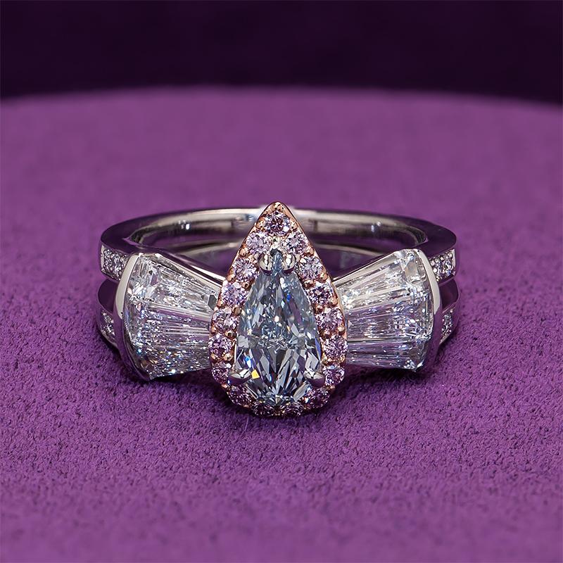 0,78 Karat blauer birnenförmiger Diamantring (Zeitgenössisch) im Angebot