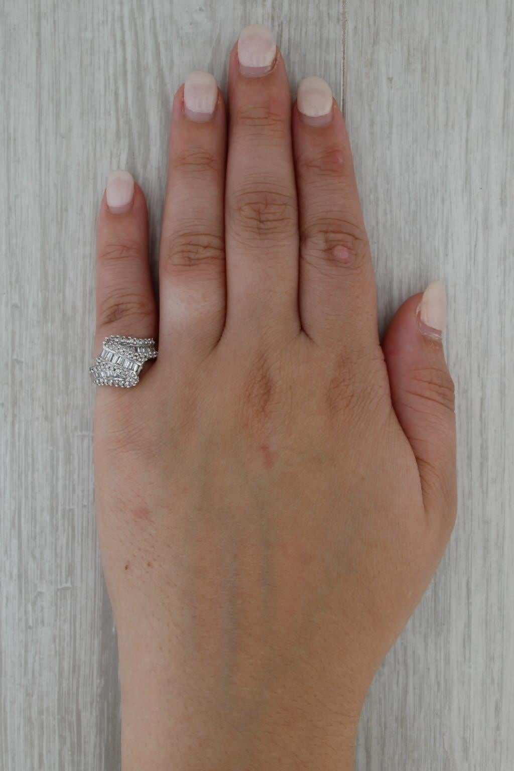 0.78ctw Diamond Overlay Ring 14k White Gold Size 5.5 Cocktail en vente 4