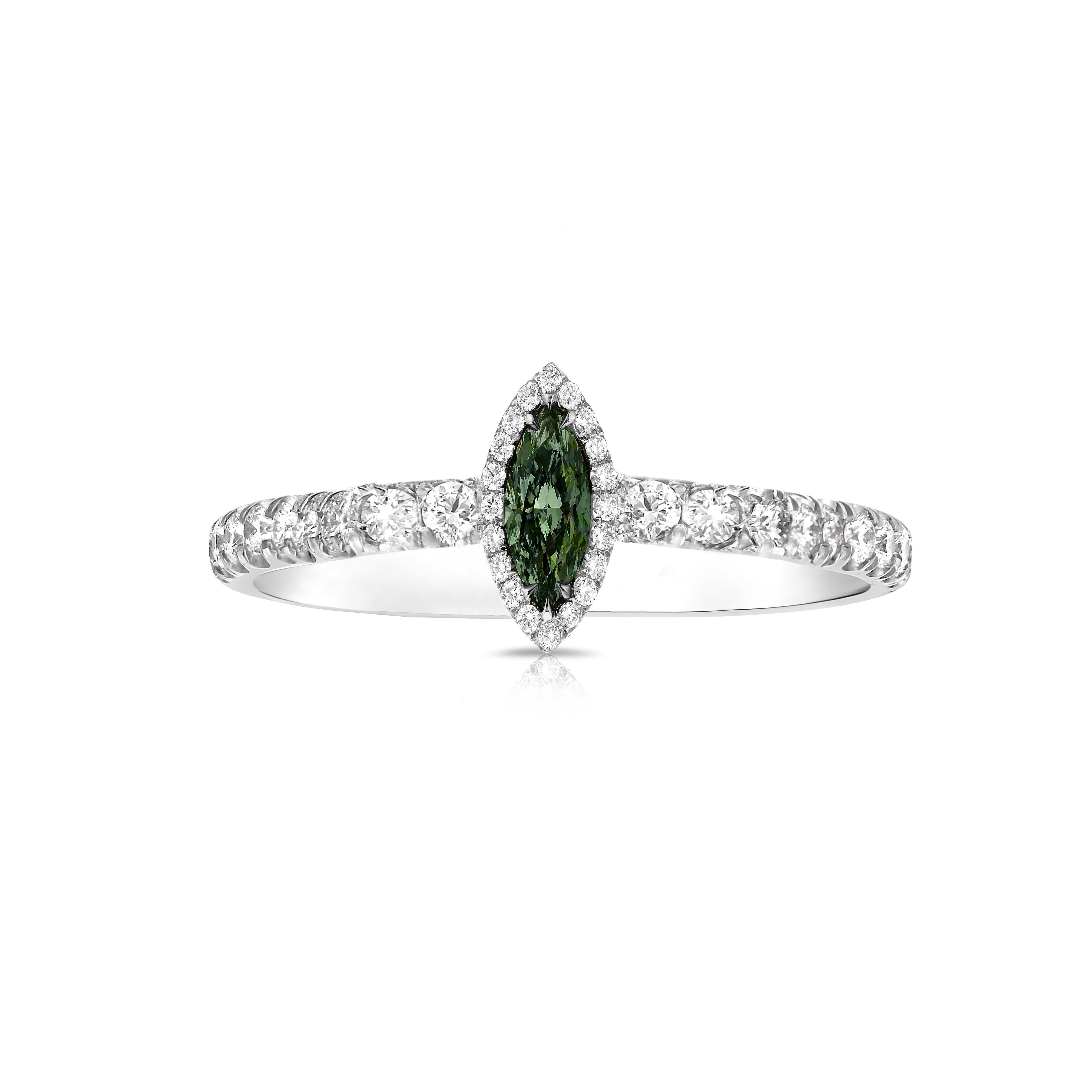 0,79 Karat Fancy Deep Green Diamant Marquise Schliff Weißgold 18K Ring im Zustand „Neu“ im Angebot in Geneva, CH