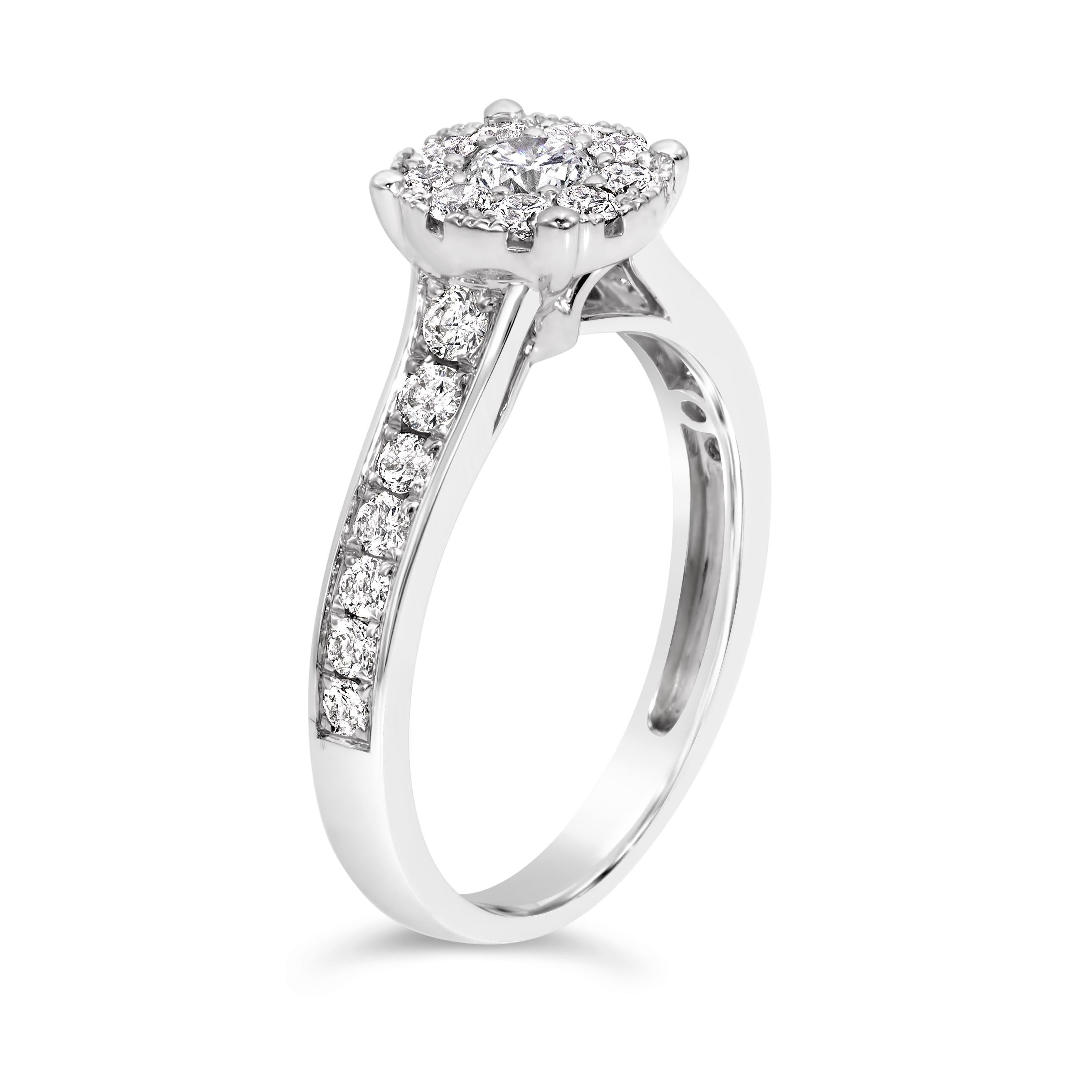 Contemporaneo Roman Malakov 0.79 Carat Total Round Brilliant Cut Diamond Cluster Wedding Ring in vendita