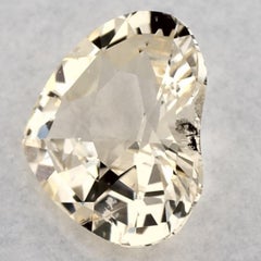 0.79 Karat Gelber Saphir Herz Loser Edelstein