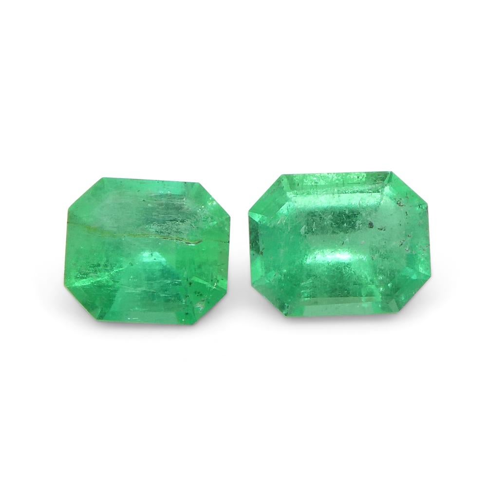 Paire d'émeraudes vertes de 0.79ct de Colombie, taille émeraude en vente 6