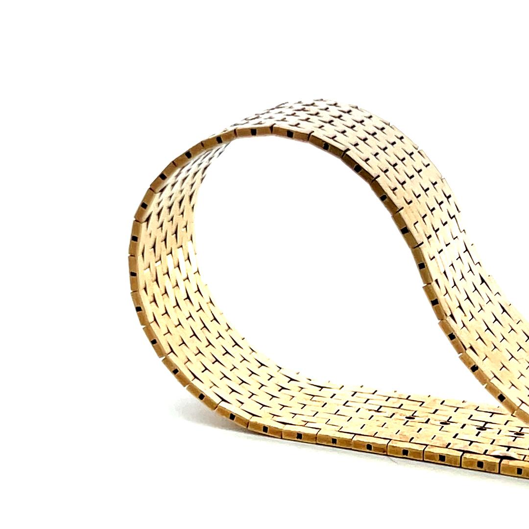 0.79ct Rubis et 0.09ct Diamant rond brillant Bracelet rétro en or jaune 14K en vente 7