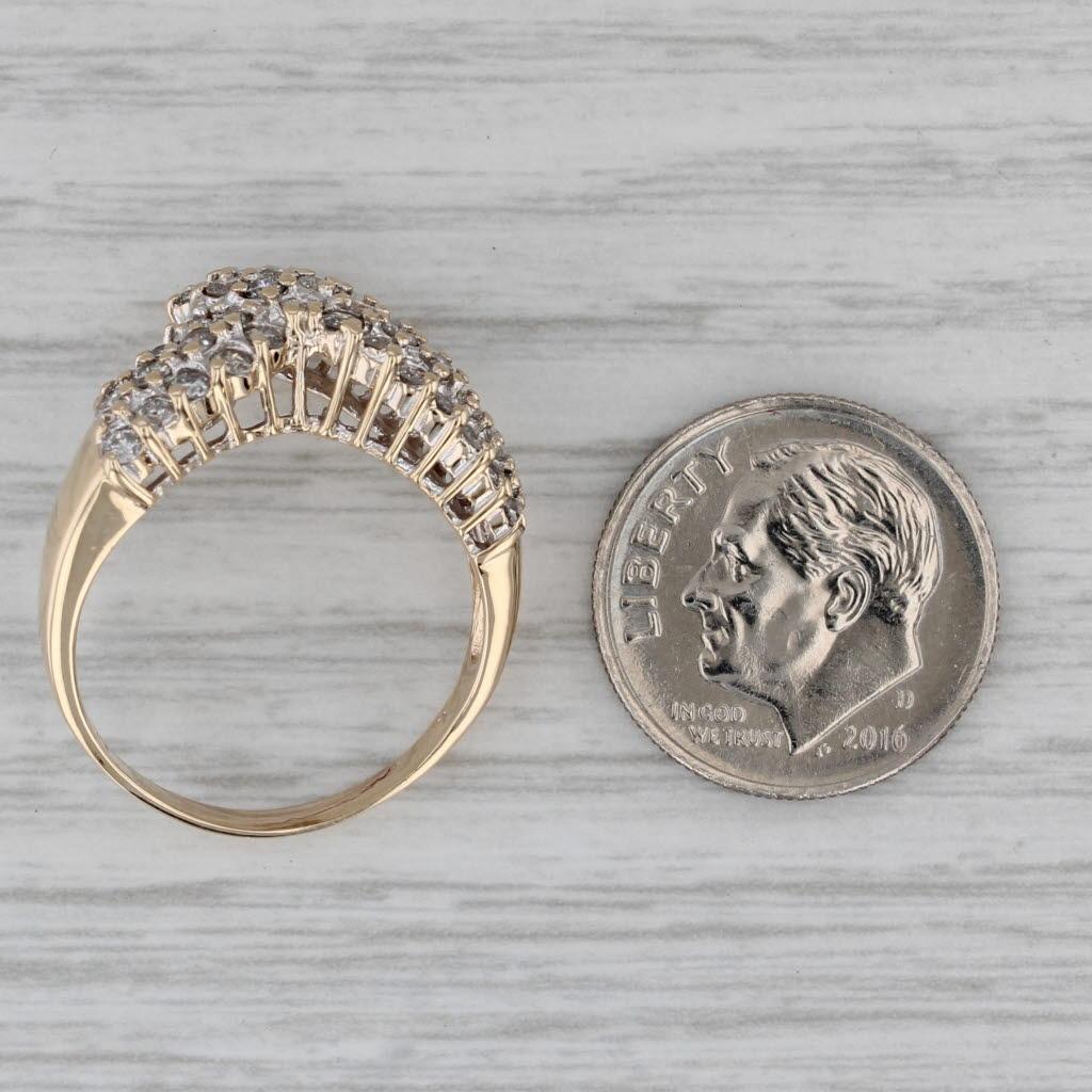 Anello a forma di cluster di diamanti da 0,79ctw in oro giallo 14k, misura 7,5 in vendita 3