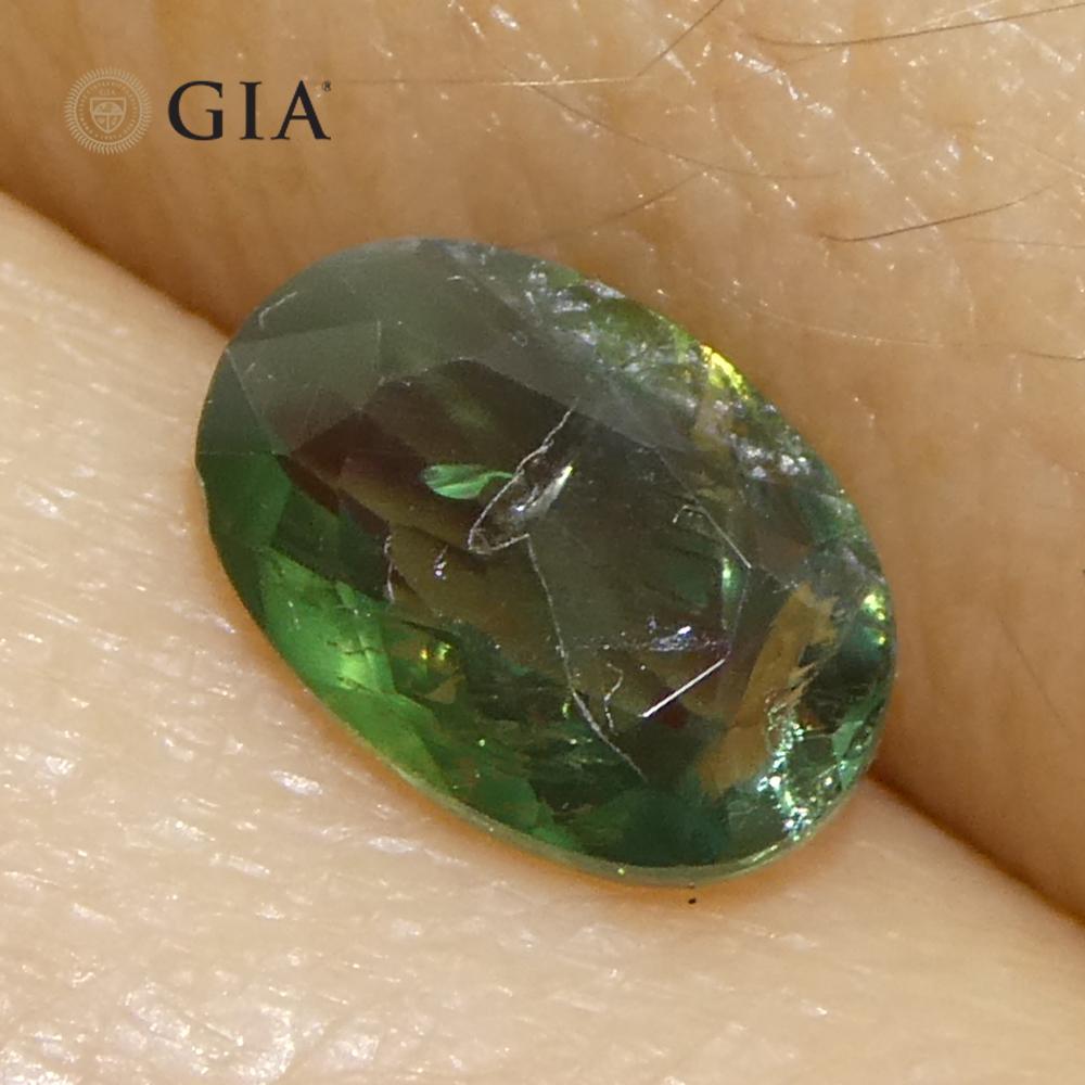 0,7 ct Alejandrita ovalada verde a púrpura grisácea certificada por la GIA India sin calentar en venta 9
