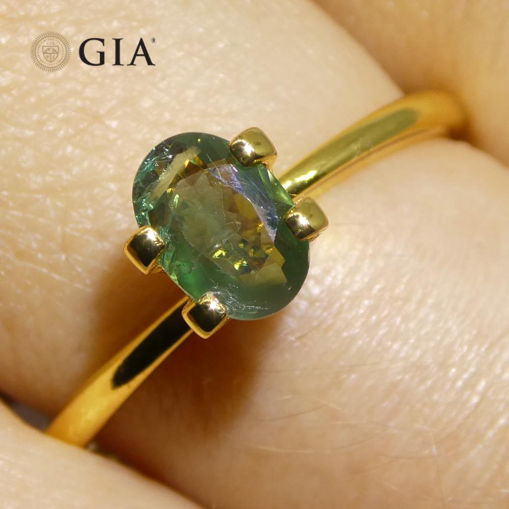 0,7 ct Alejandrita ovalada verde a púrpura grisácea certificada por la GIA India sin calentar Corte oval en venta