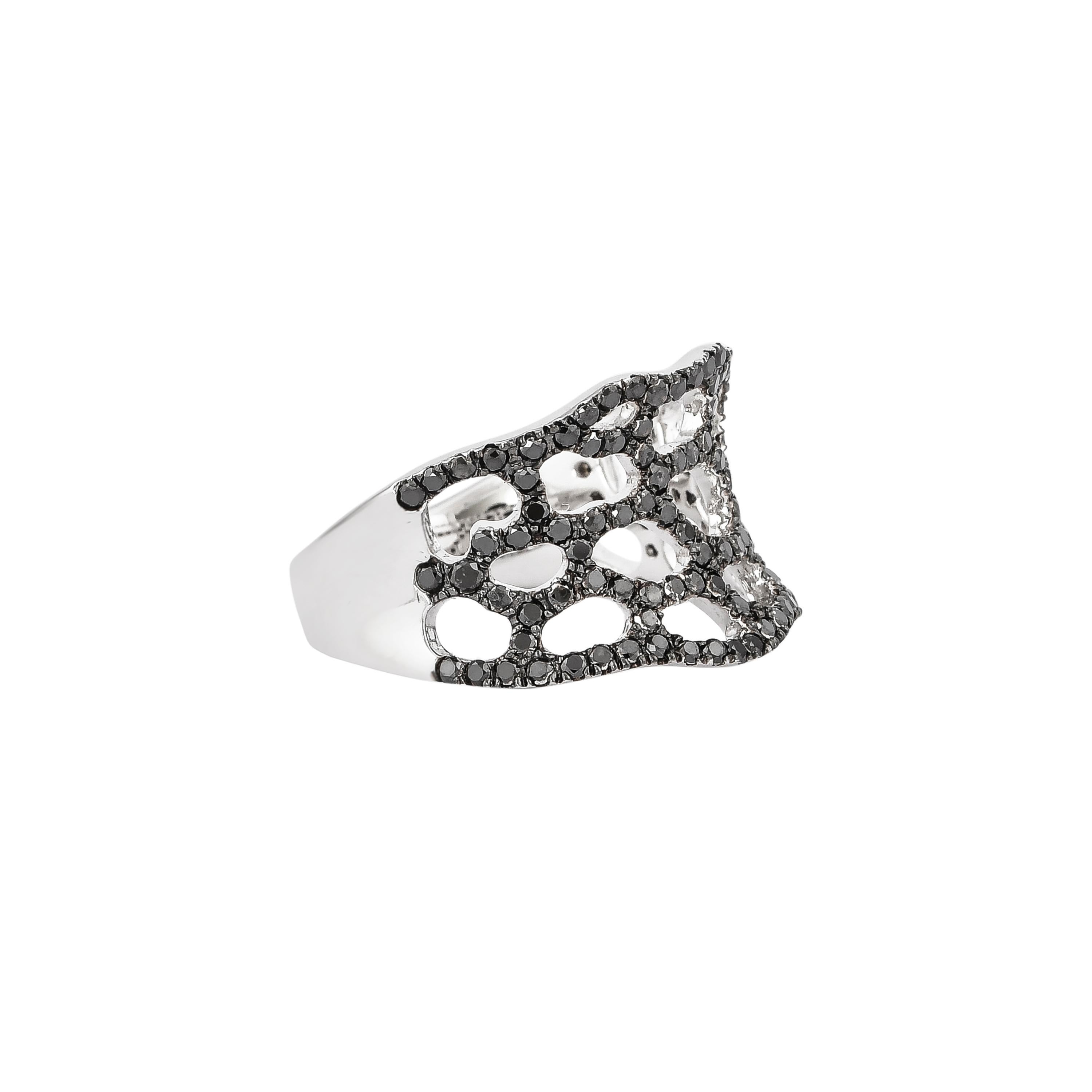 Contemporary 0.8 Carat Black Diamond Ring in 14 Karat White Gold