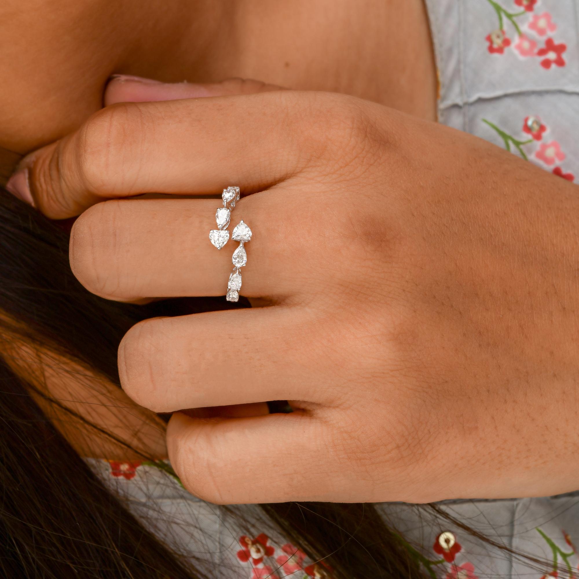 Moderne 0.8 Carat SI/H Heart Pear Brilliant Cut Diamond Wrap Ring 18 Karat White Gold en vente
