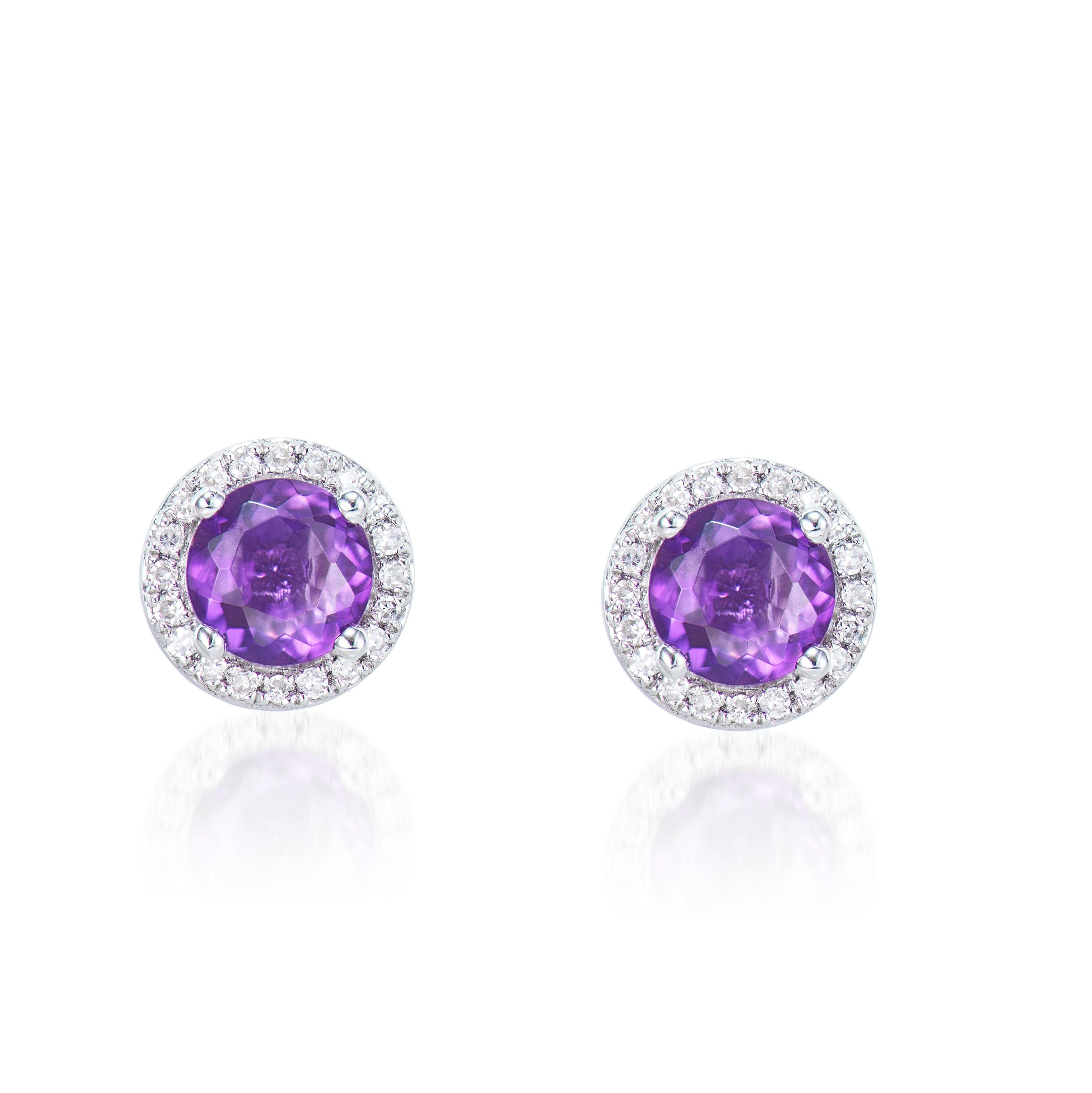 Contemporary 0.80 Carat Amethyst Stud Earrings in 18Karat White Gold with White Diamond. For Sale