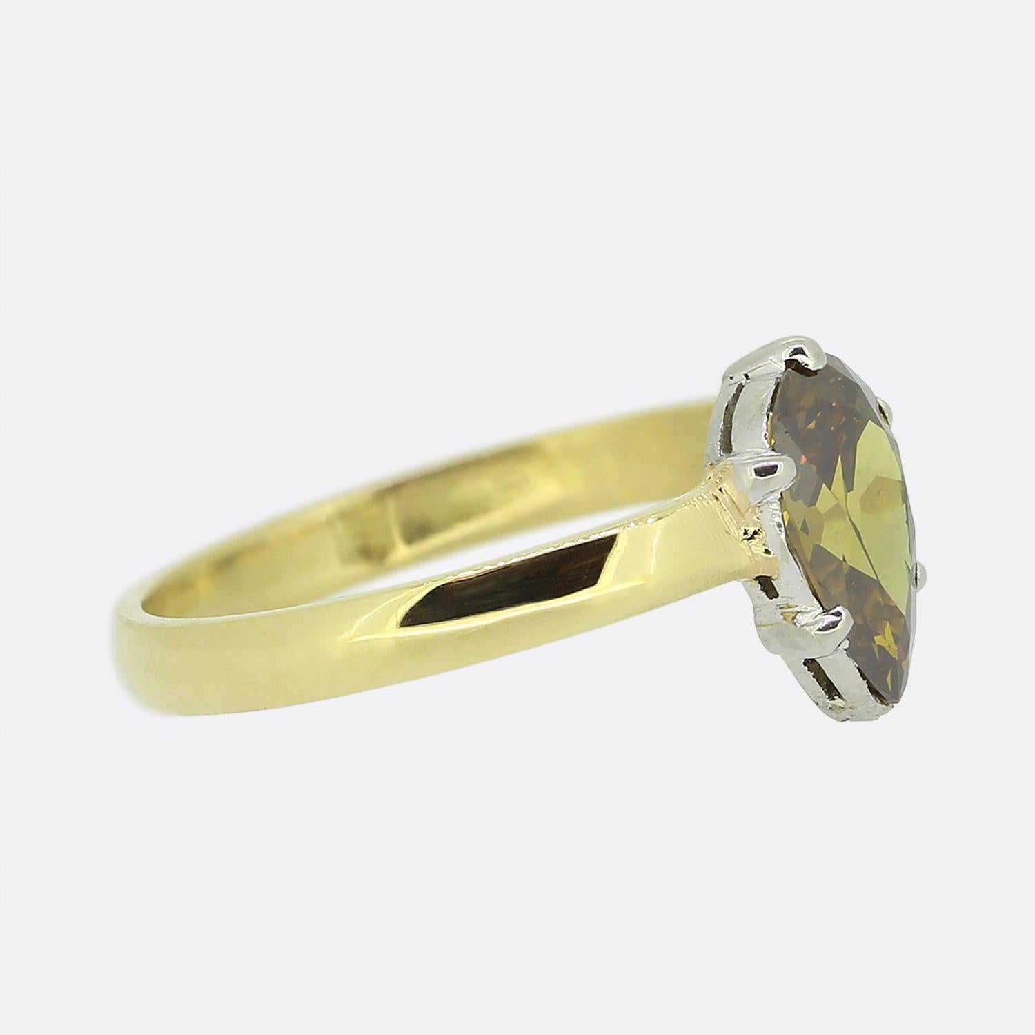 0.80 Karat Fancy Golden Brown Diamant Solitär Ring (Tropfenschliff) im Angebot