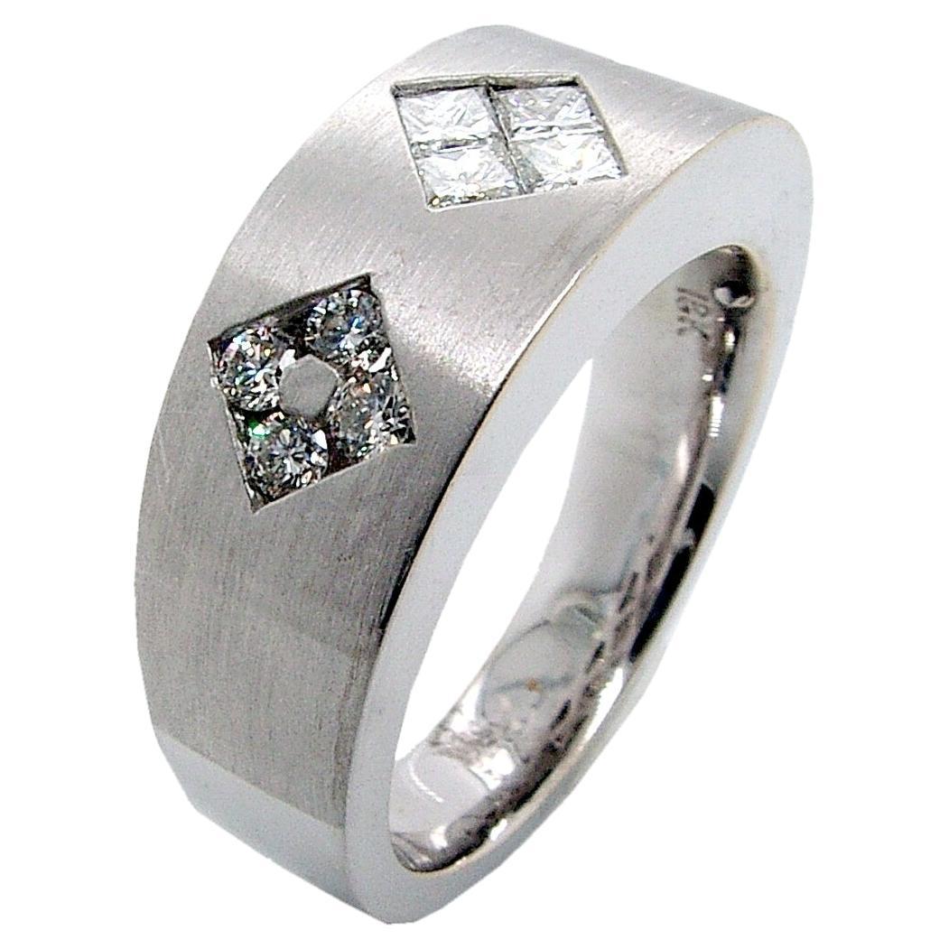 0.80 Carat Invisible/Channel Set Diamond 18 Karat Gents Ring For Sale