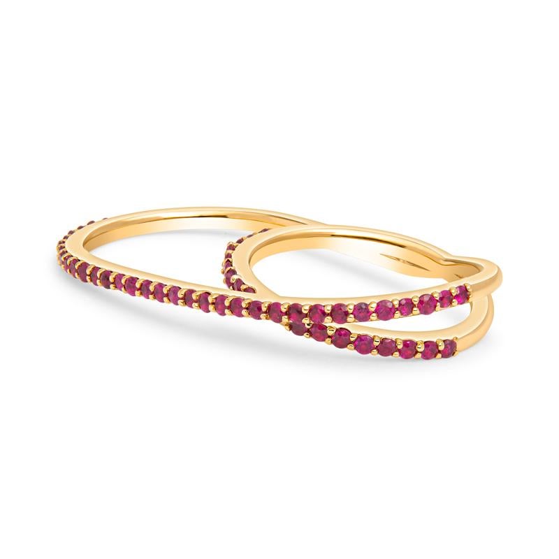 Questo bellissimo anello multidito personalizzato presenta rubini naturali del peso totale di 0,80 carati incastonati in oro giallo 18 carati.

Questo anello è modernista, elegante e molto versatile. Potresti indossarlo sull'indice e sul medio