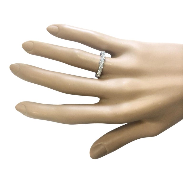0.80 Carat Natural Diamond 18 Karat White Gold Ring For Sale at 1stDibs
