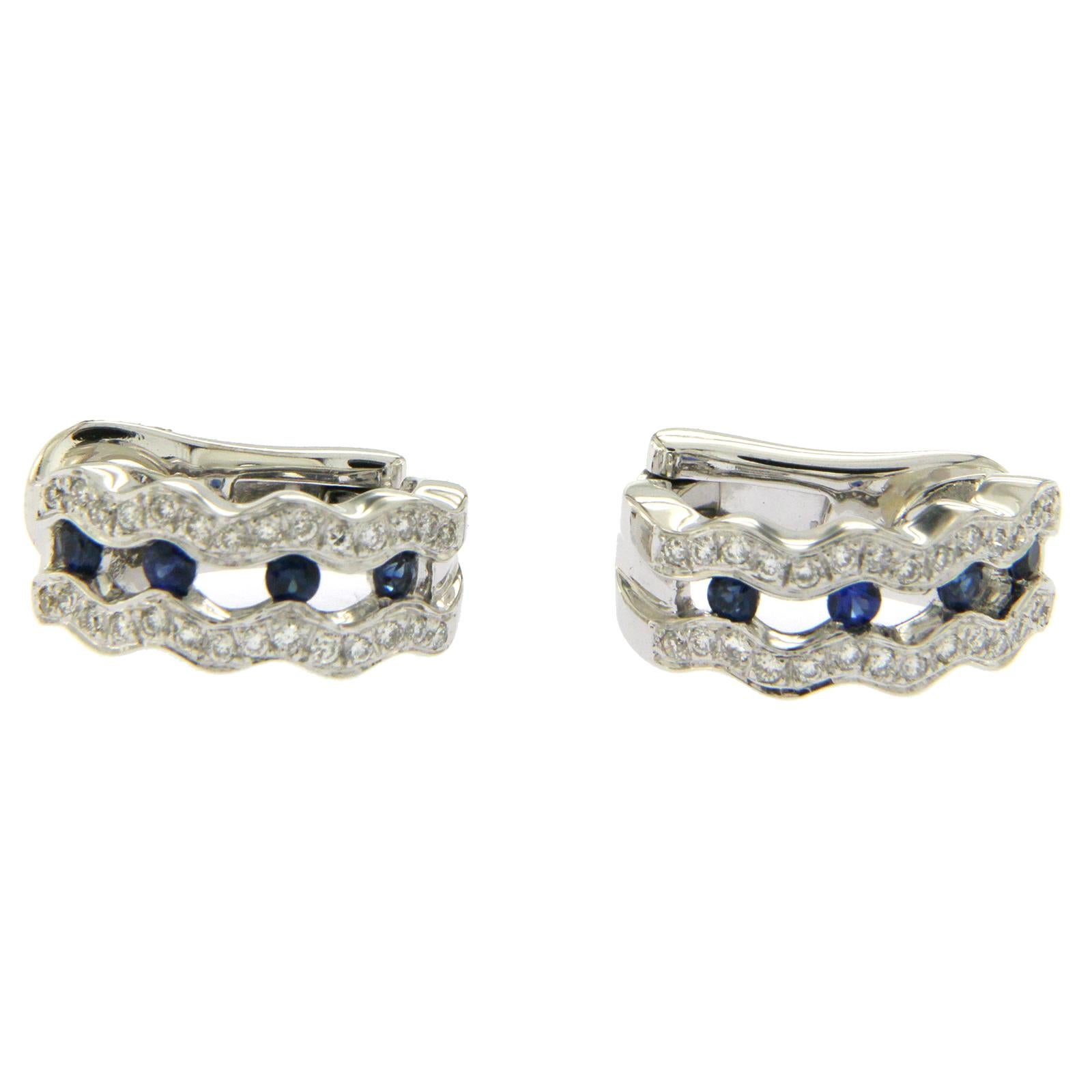 0.80 Carat Natural Emerald 0.82 Carat Diamonds 18 Karat White Gold Earrings In Excellent Condition For Sale In Los Angeles, CA