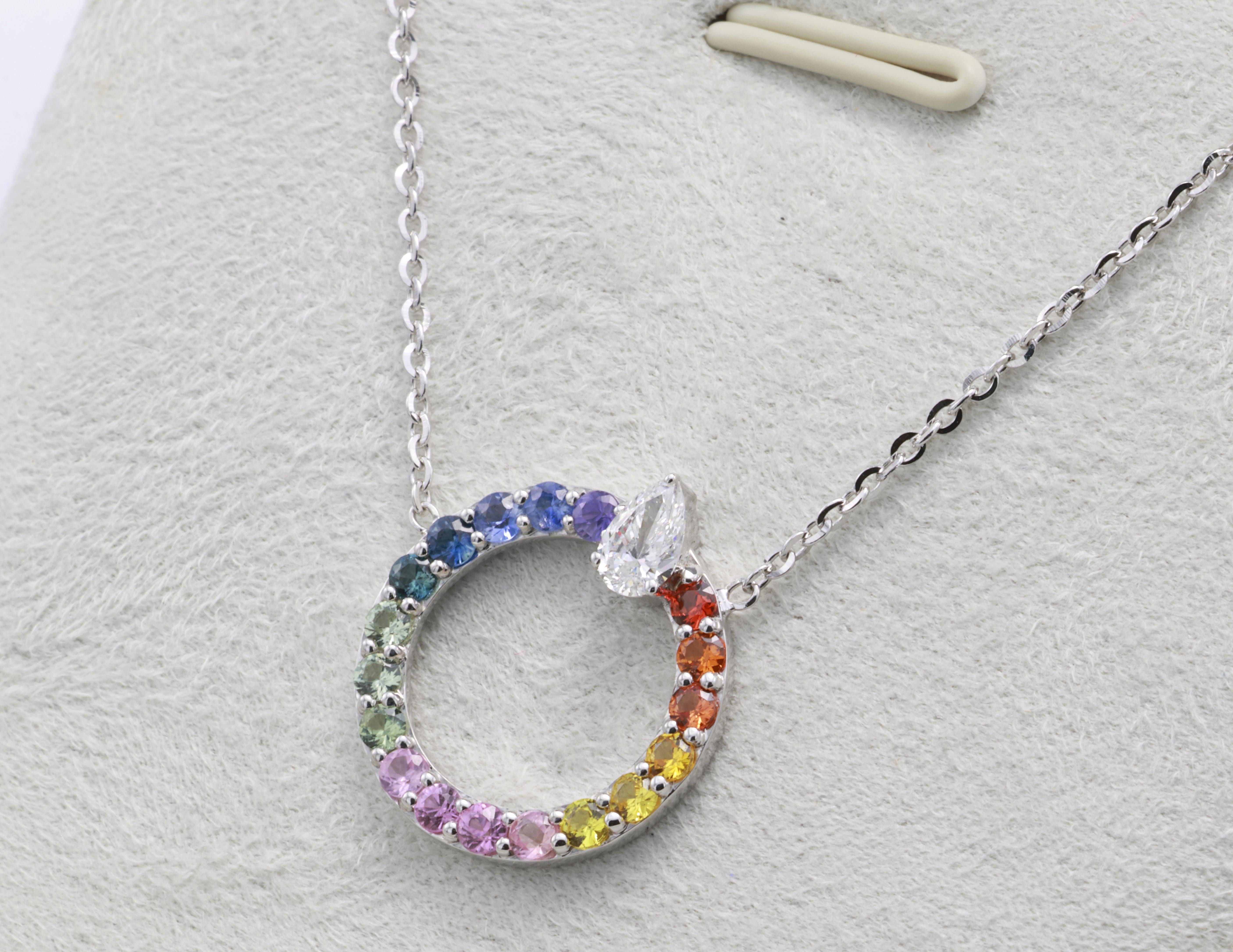 Collana di diamanti con zaffiro multicolore da 0,80 carati Nature Fancy In condizioni Nuovo in vendita a บางรัก, TH