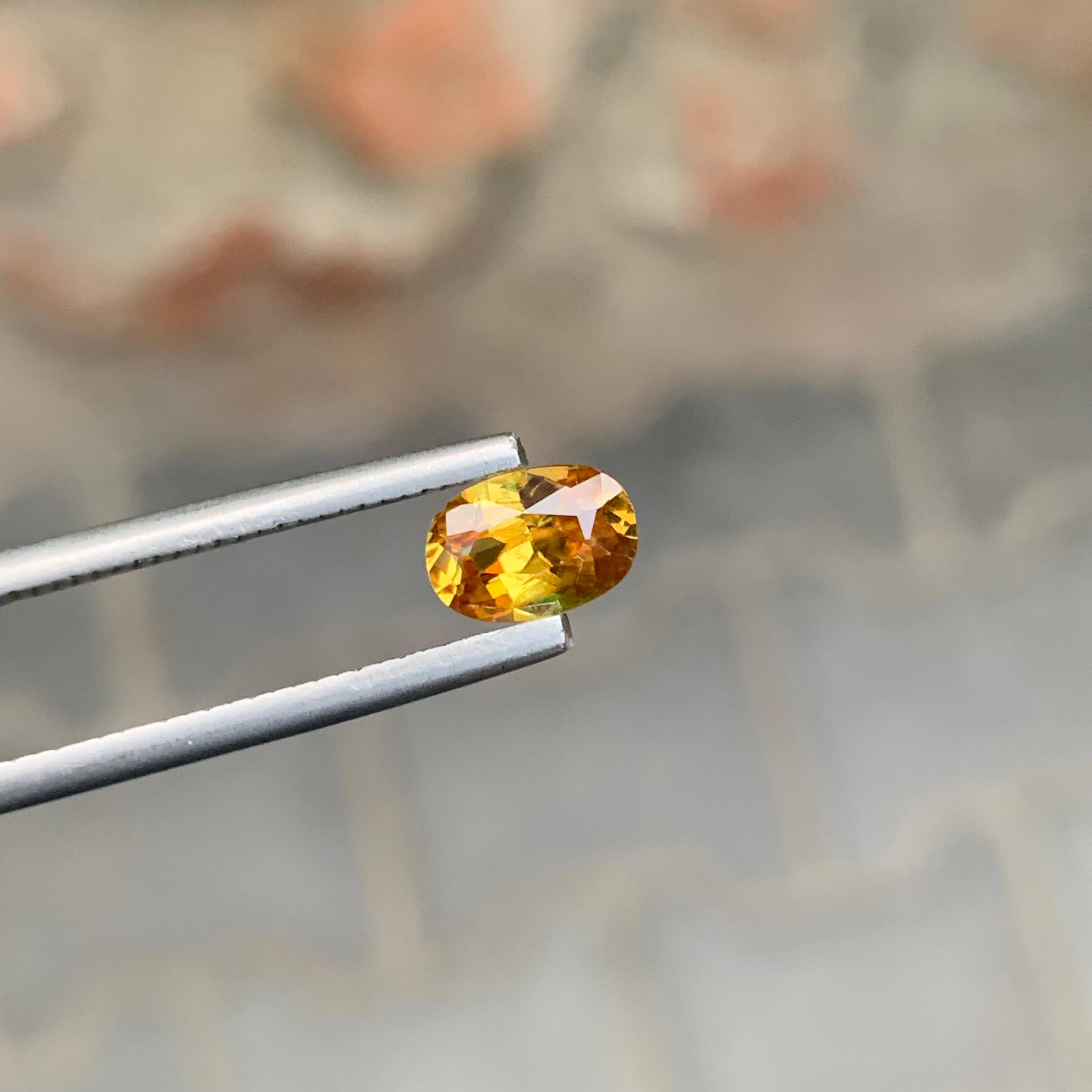 0.80 Karat natürlicher loser Titanit in ovaler Form für Ring im Angebot 4