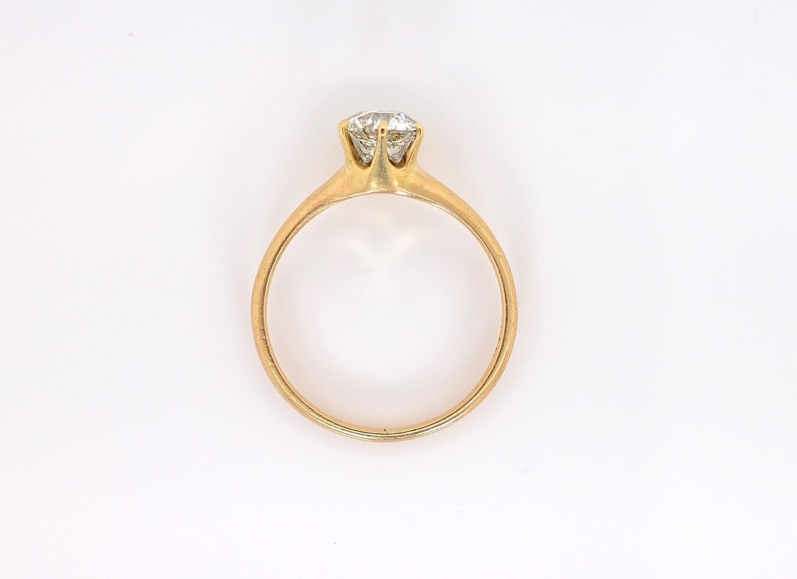 Romantic 0.80 Carat Old European Cut Diamond Gold Ring For Sale