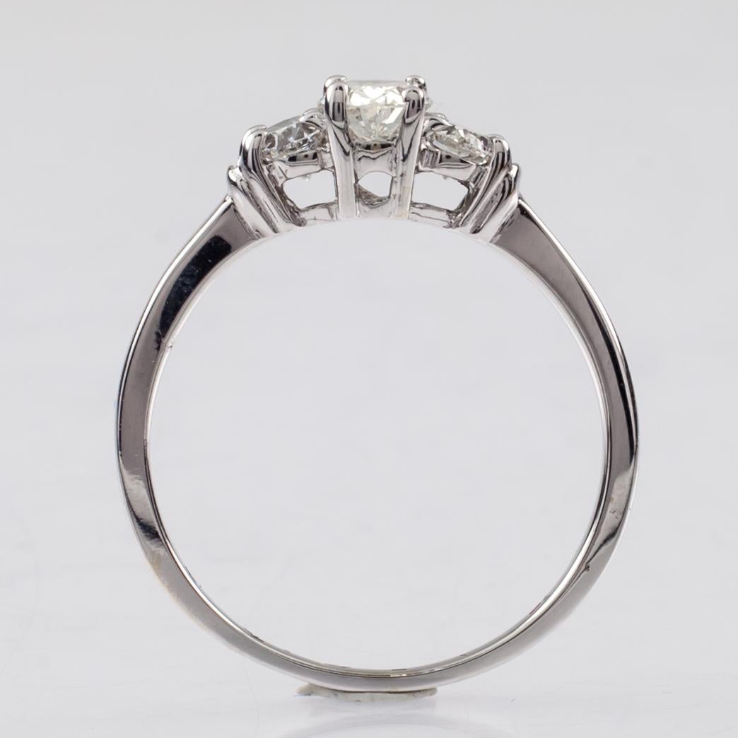 0.80 Carat Oval Cut Diamond Three-Stone 14 Karat White Gold Engagement Ring 2