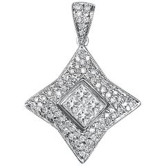 Pendentif « Star » en or blanc 18 carats et diamant taille princesse de 0,80 carat