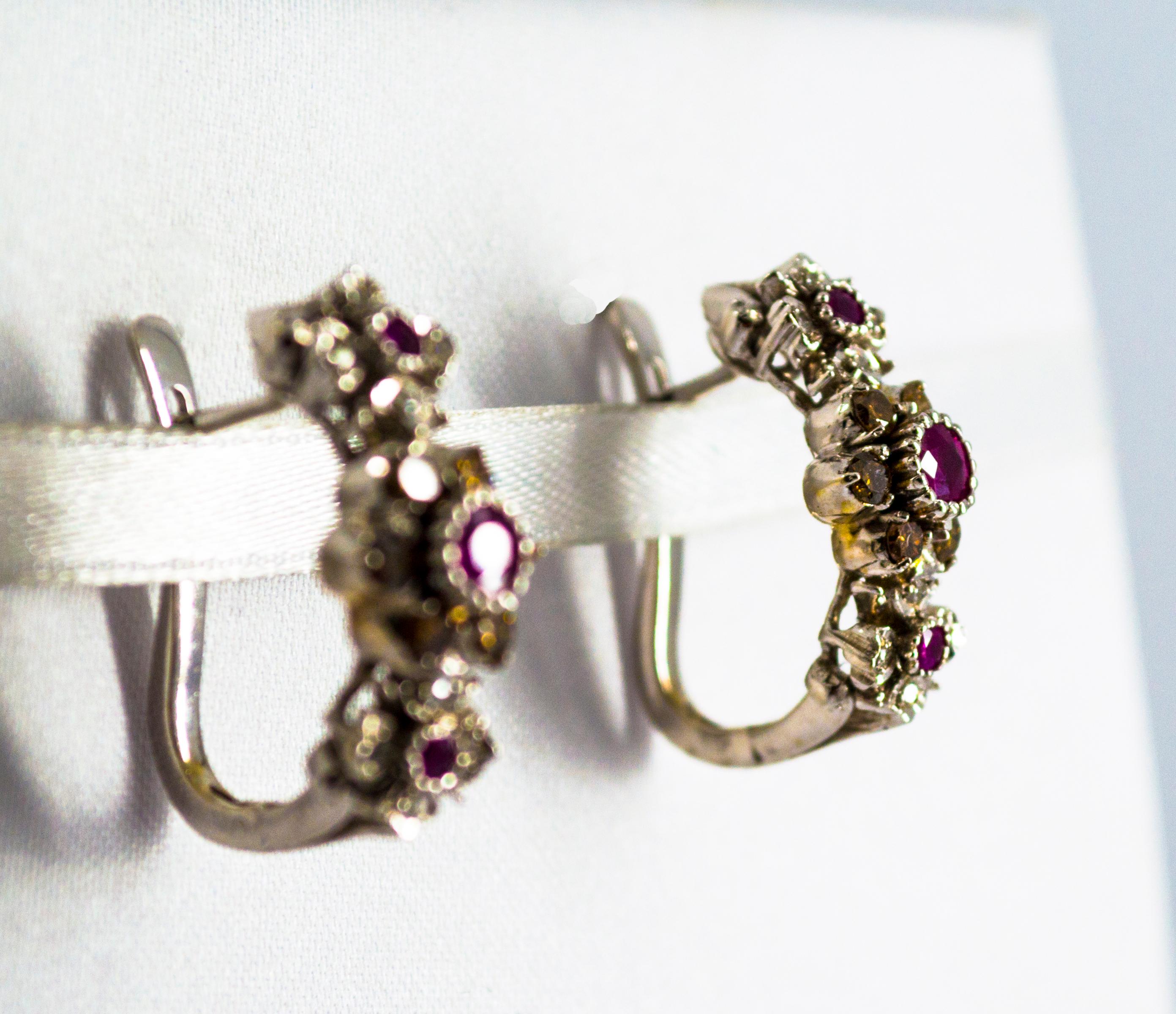 0.80 Carat Ruby 0.90 Carat White Diamond White Gold Lever-Back Dangle Earrings In New Condition For Sale In Naples, IT