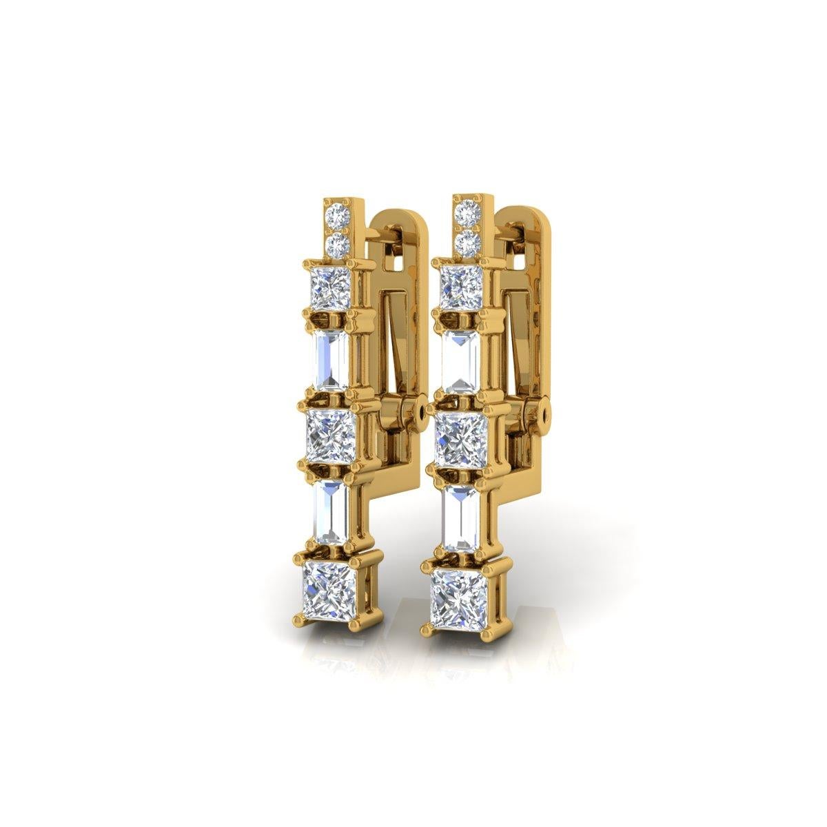 Modern 0.80 Carat SI/HI Princess Diamond Lever Back Drop Earrings 18k Yellow Gold For Sale