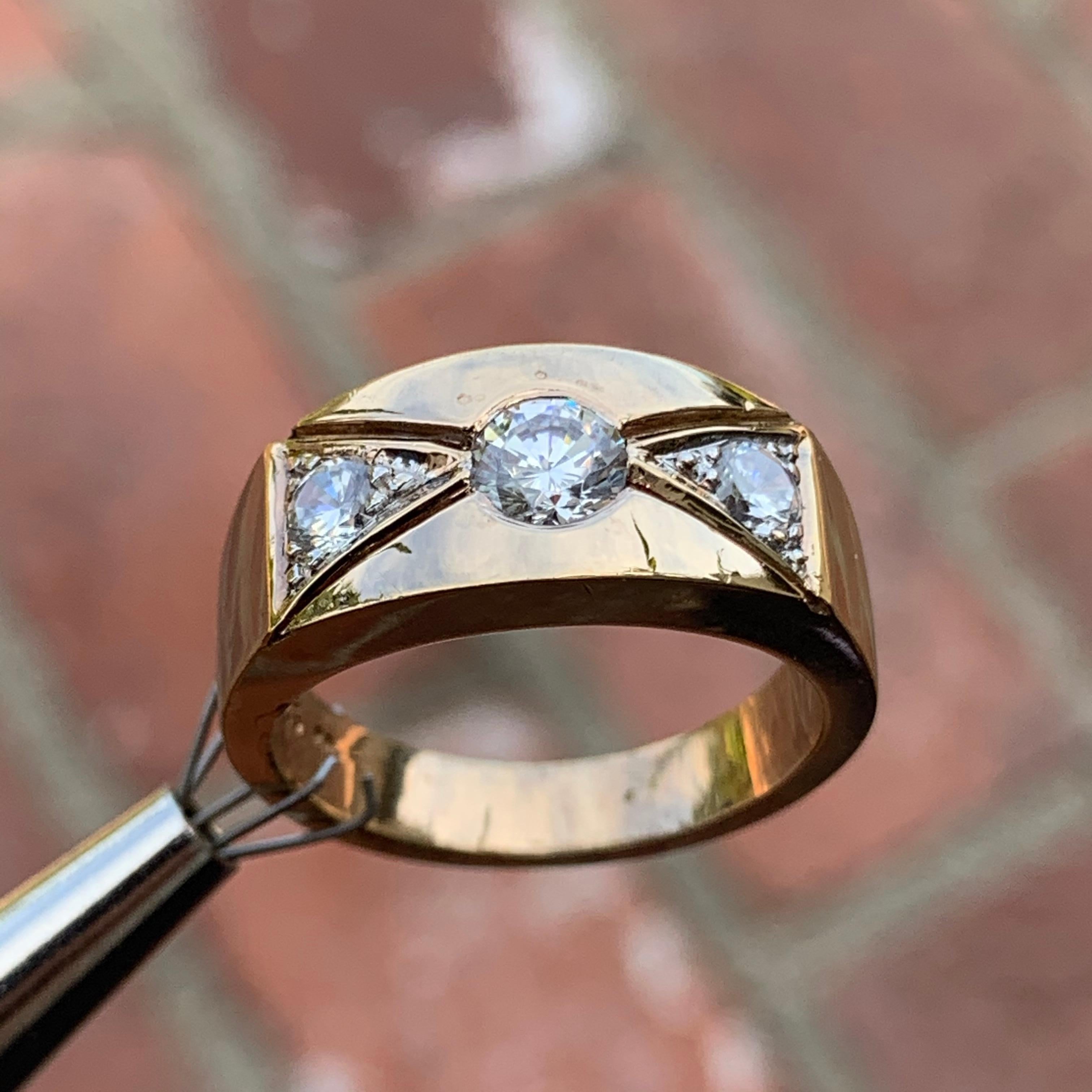 Round Cut 0.80 Carat TW Men's Diamond Ring / Wedding Ring / Band, 14 Karat For Sale