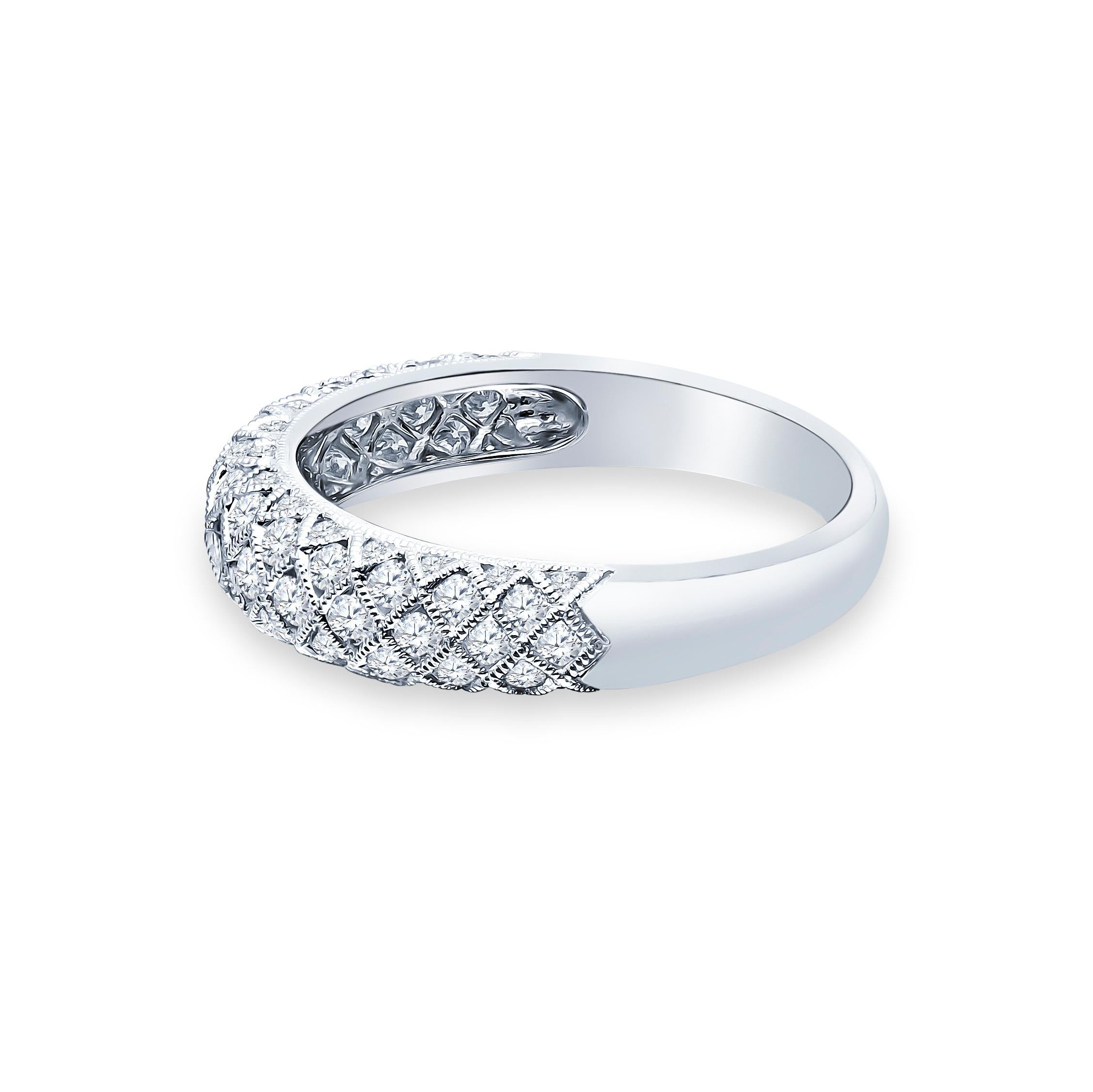 Round Cut 0.80 Carat Total Weight Diamond Band with Milgrain Finish, 18 Karat