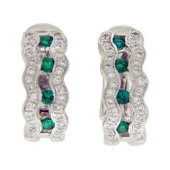 0.80 Ct Natural Emerald & 0.82 Ct Diamonds In 18k White Gold Earrings