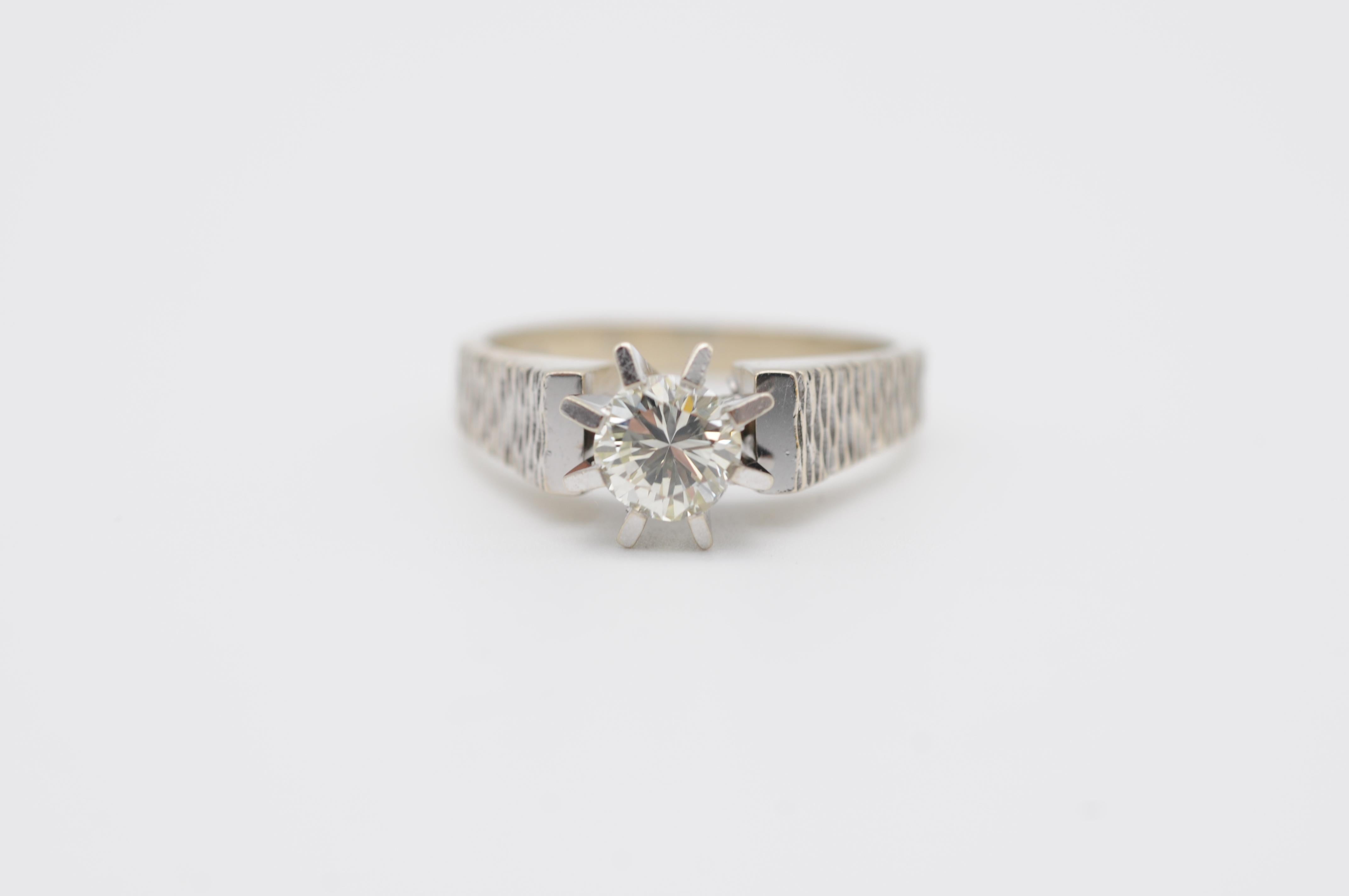 0.80 Ct. Solitaire Brilliant Ring, 14k Yellow Gold For Sale 1