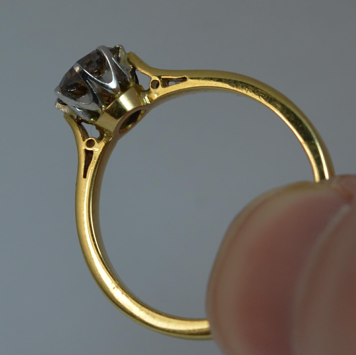 Women's 0.80 Carat Champagne Diamond 18 Carat Gold Solitaire Engagement Ring