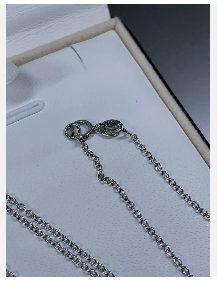 Collier pendentif solitaire en or blanc 18 carats, émeraude de Colombie et diamants 0,80 carat en vente 1