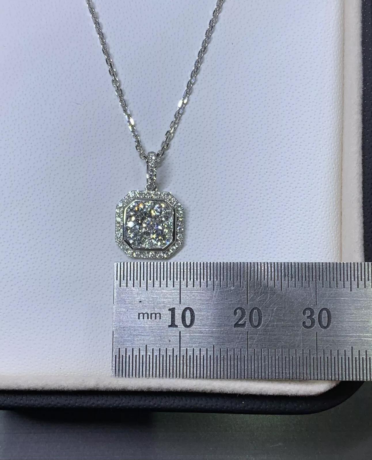 Women's or Men's 0.80ct Diamond pendant necklace in 18k white gold 16 inches. For Sale