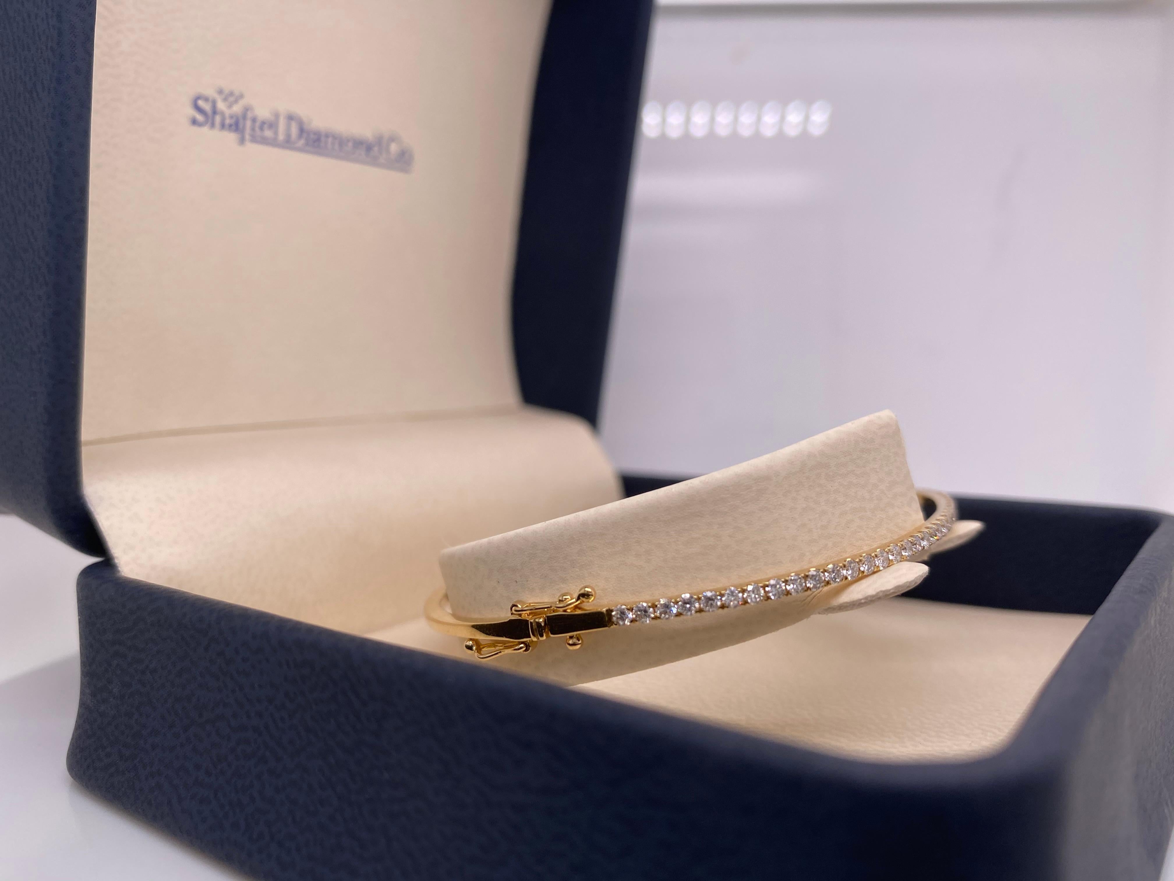 Bracelet jonc fin en or jaune 18 carats avec diamants ronds brillants de 0,80 carat Neuf - En vente à Houston, TX