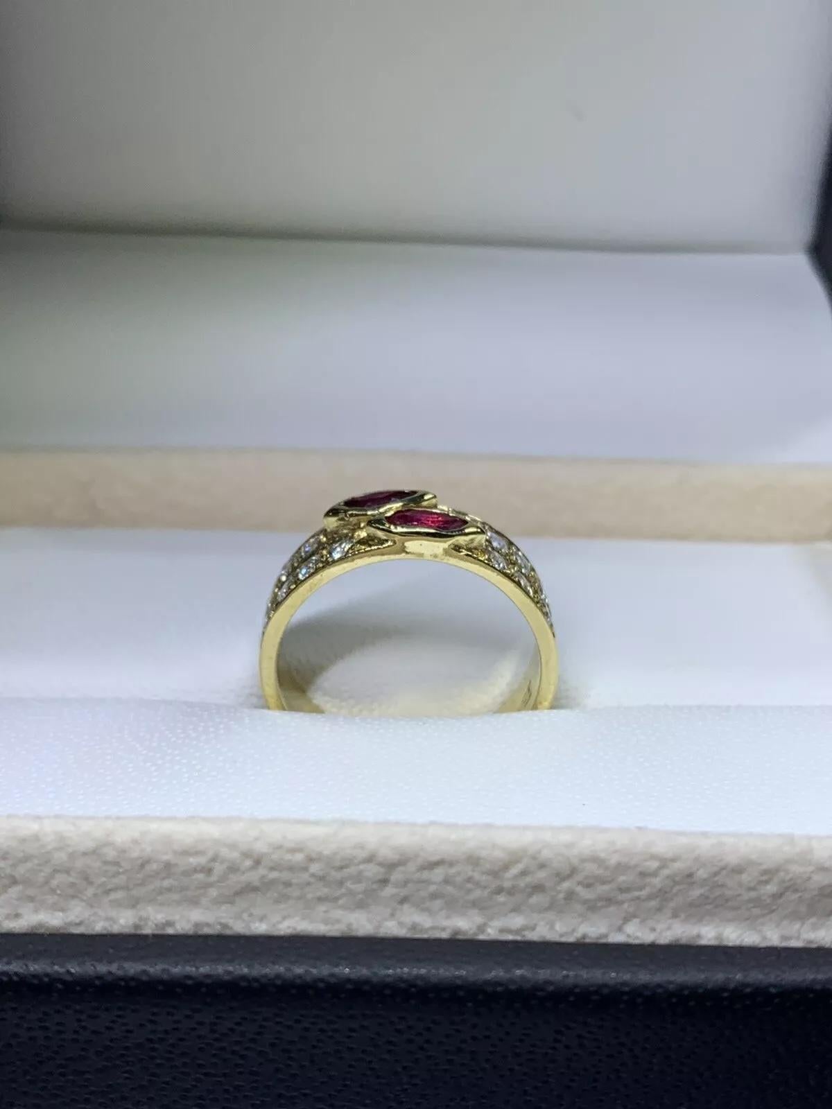 Women's or Men's 0.80ct Ruby marquise diamond engagement ring in 18k yellow gold. For Sale