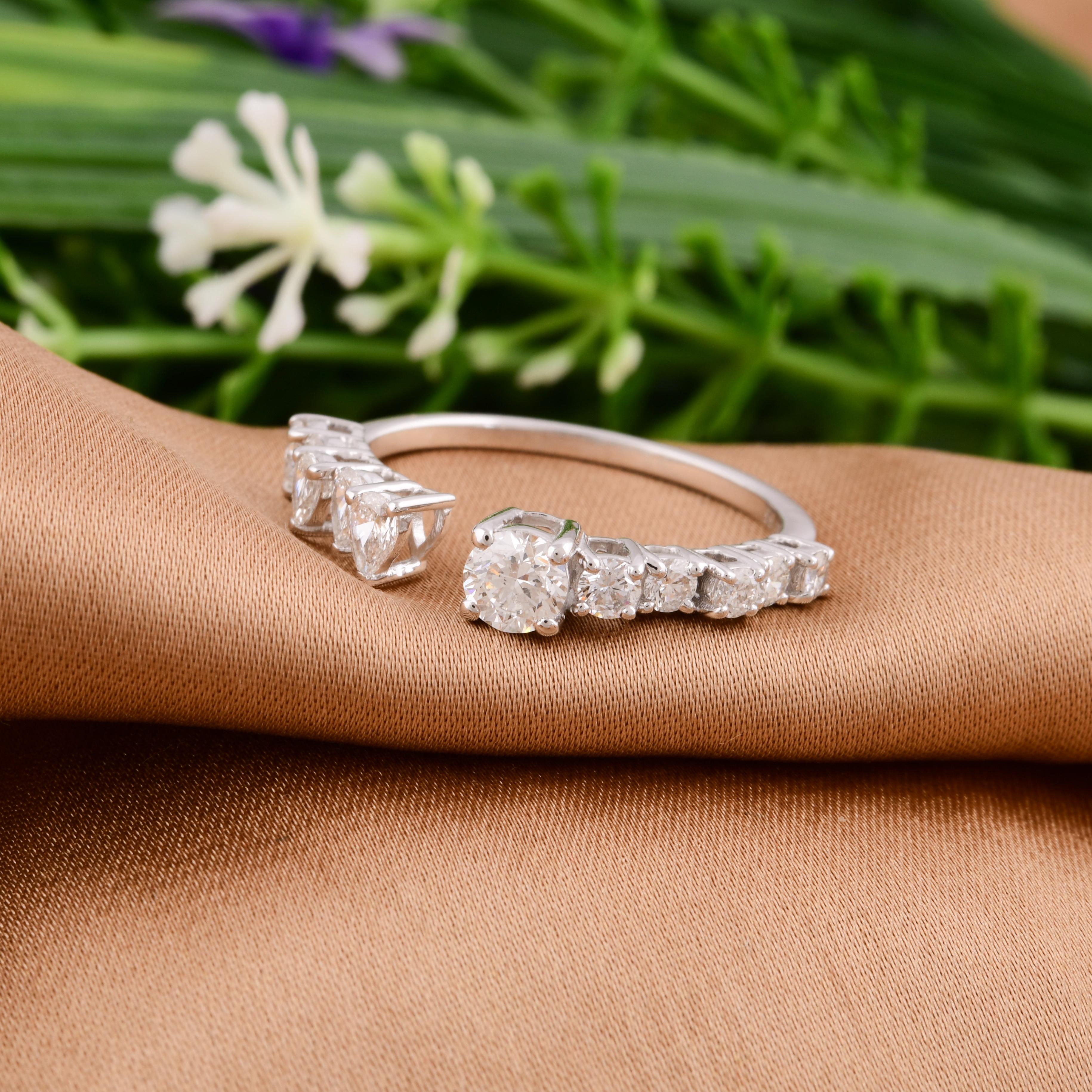 Moderne 0.81 Carat SI Clarity HI Color Diamond Cuff Ring 18 Karat White Gold Jewelry en vente