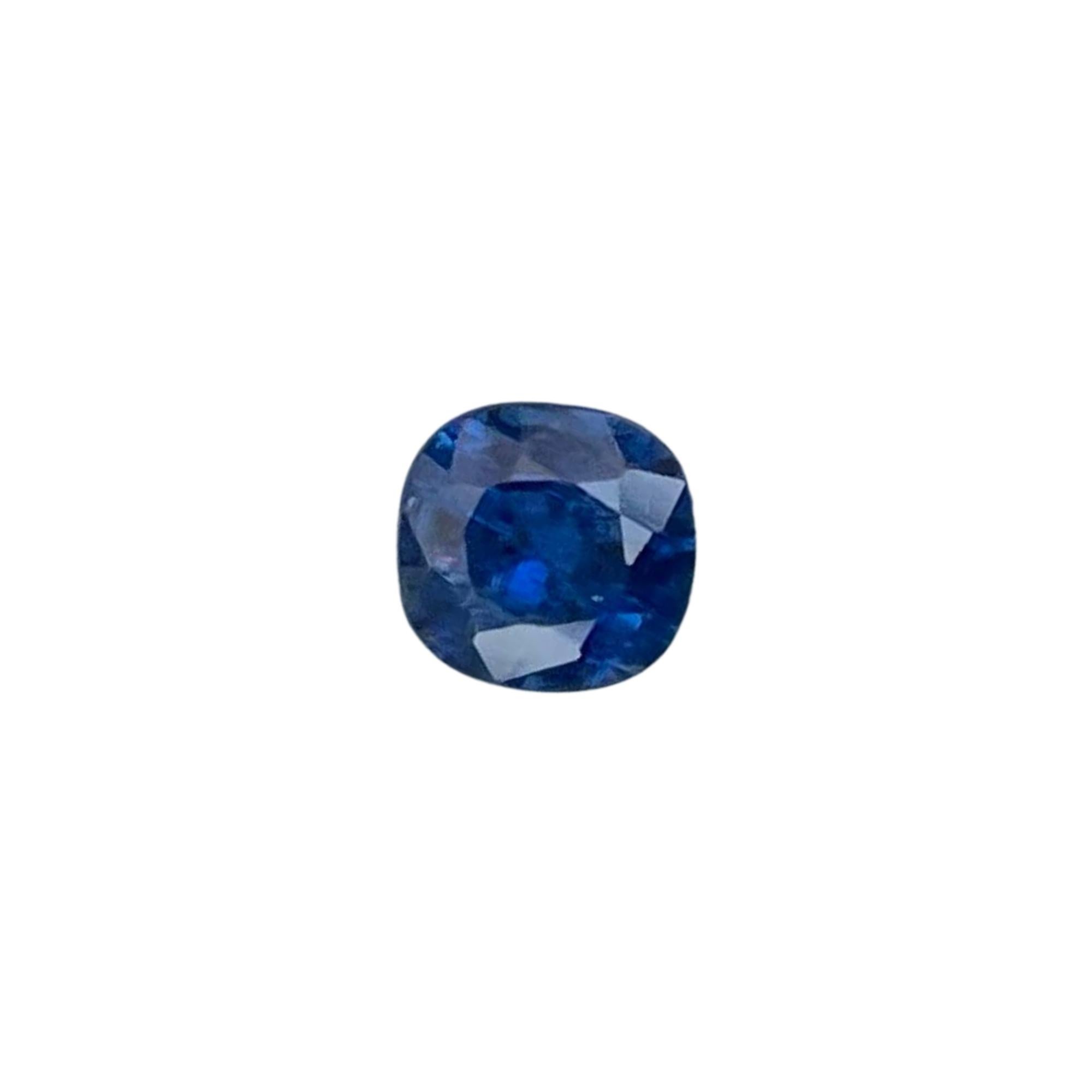 0.81 carats Blue Sapphire Stone Cushion Cut Natural Sri Lankan Gemstone For Sale 4