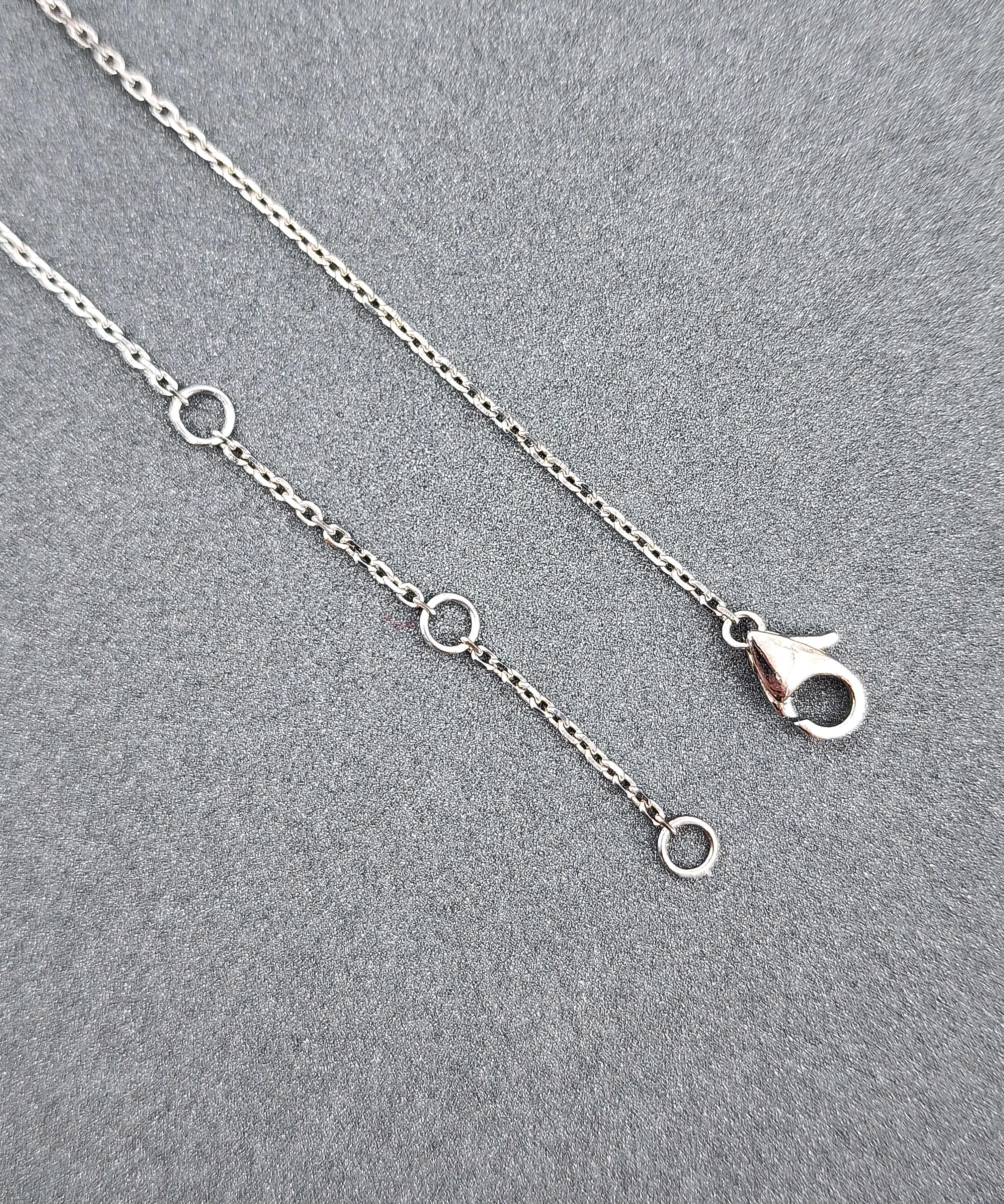 0,81 Karat Trio Diamant-Halskette für Damen oder Herren im Angebot