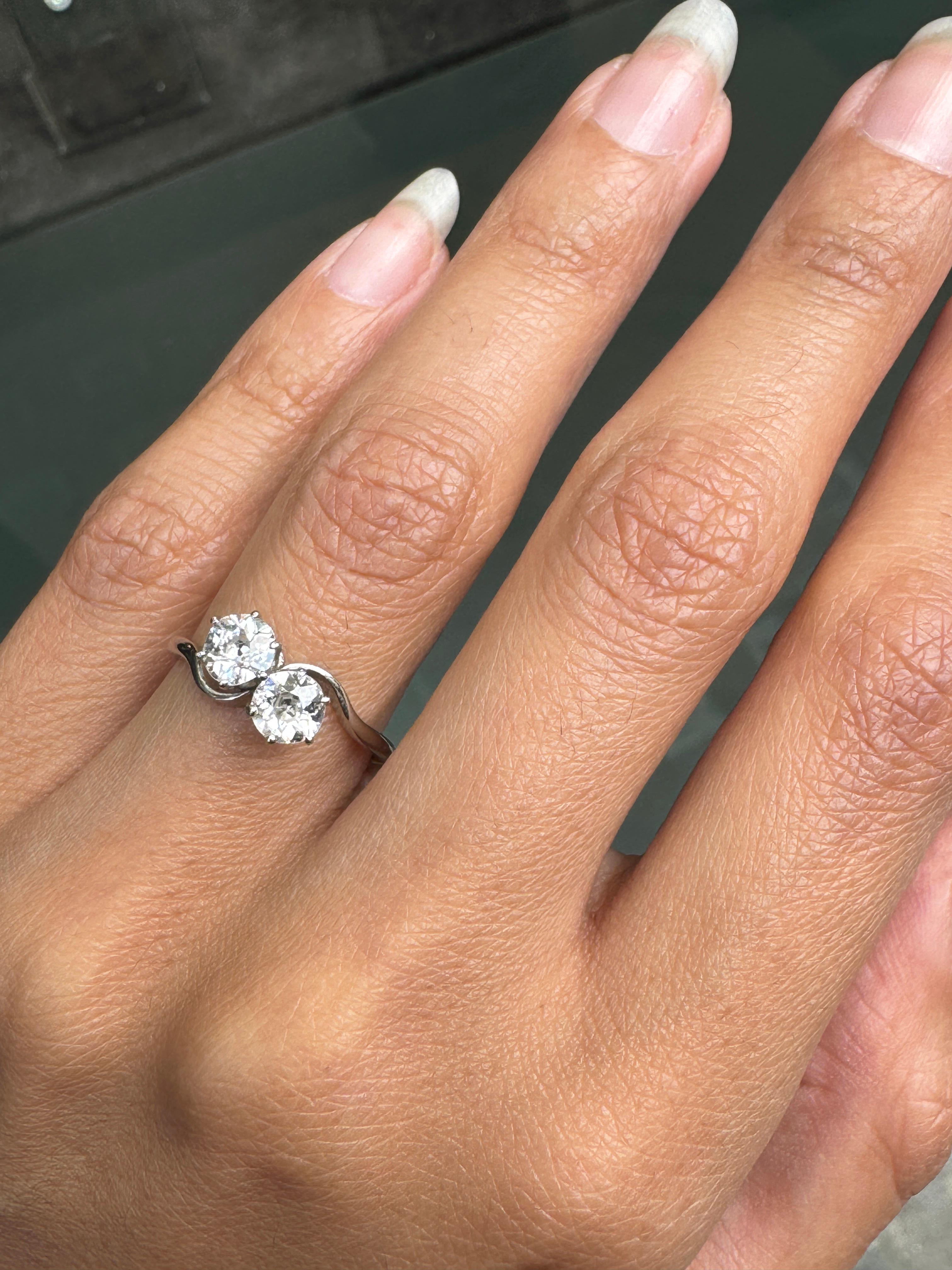 Women's 0.81ct Old Mine Cut Diamond and 18ct White Gold Toi Et Moi Antique Ring For Sale